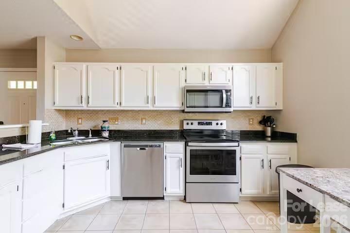 8263 Southgate Commons Drive