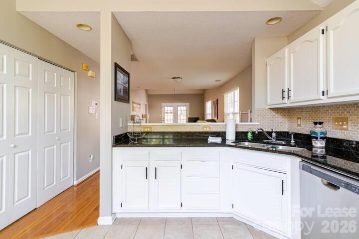 8263 Southgate Commons Drive