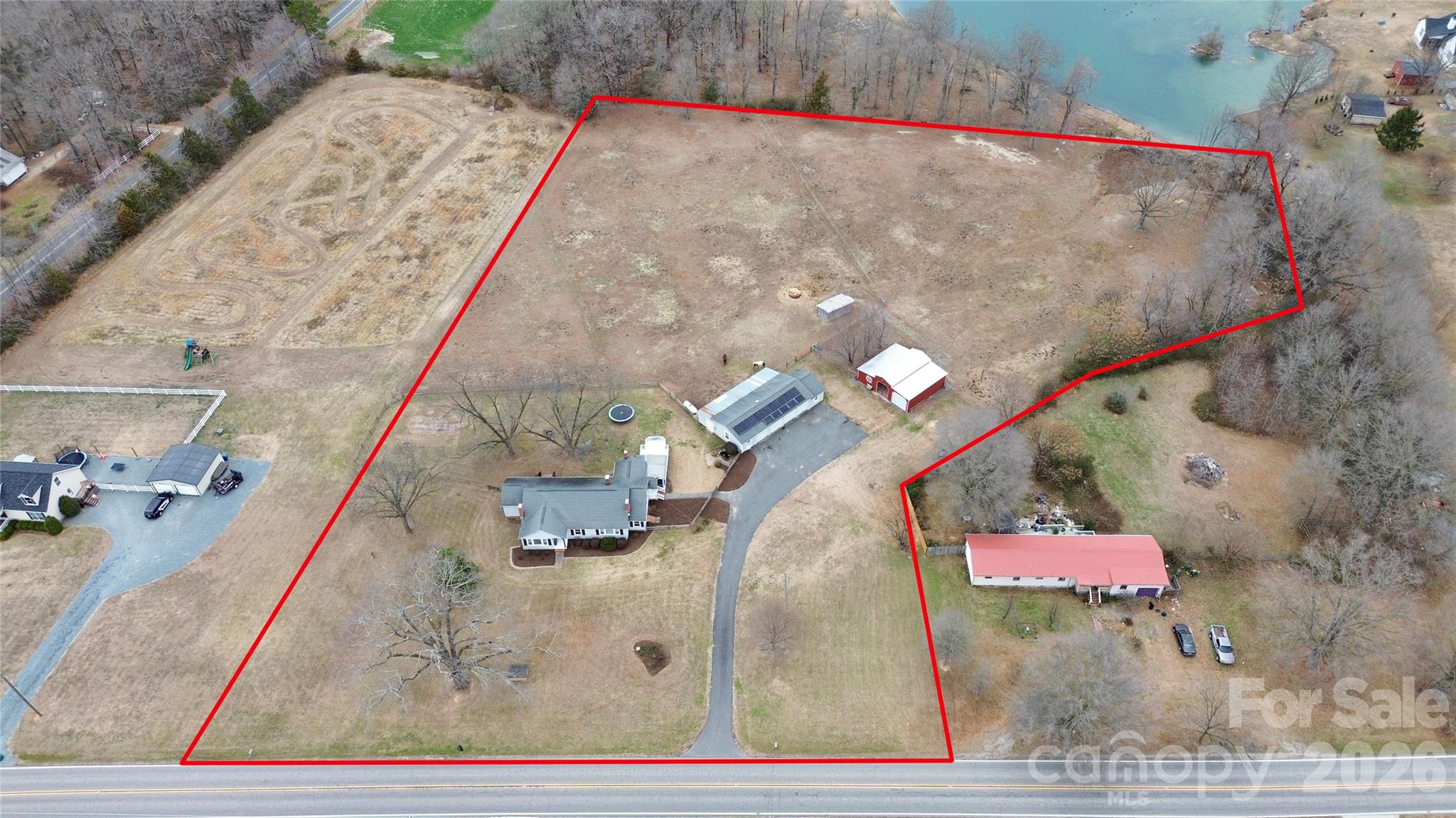 5619 E Highway 218 Highway