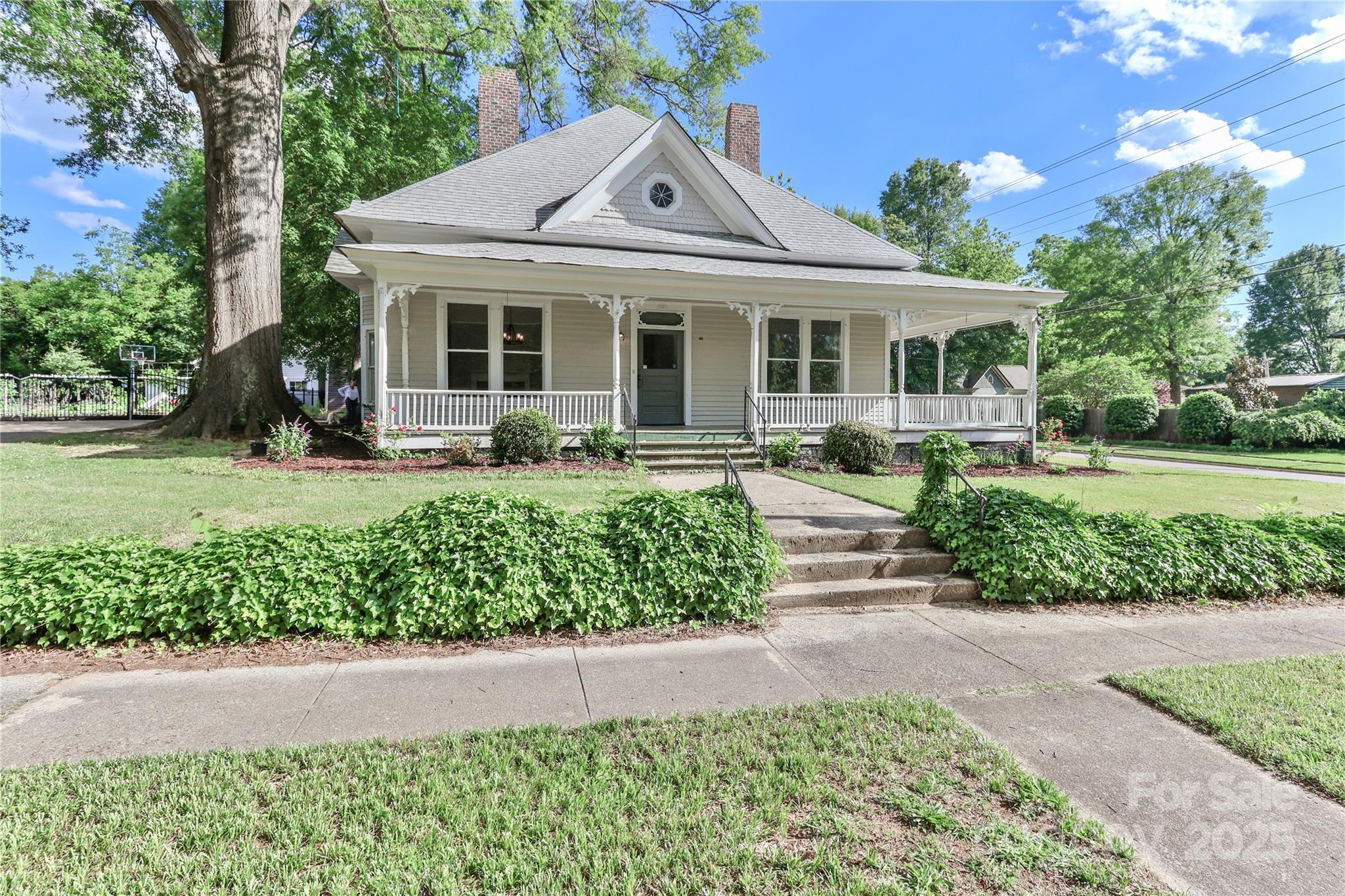 531 Walnut Street