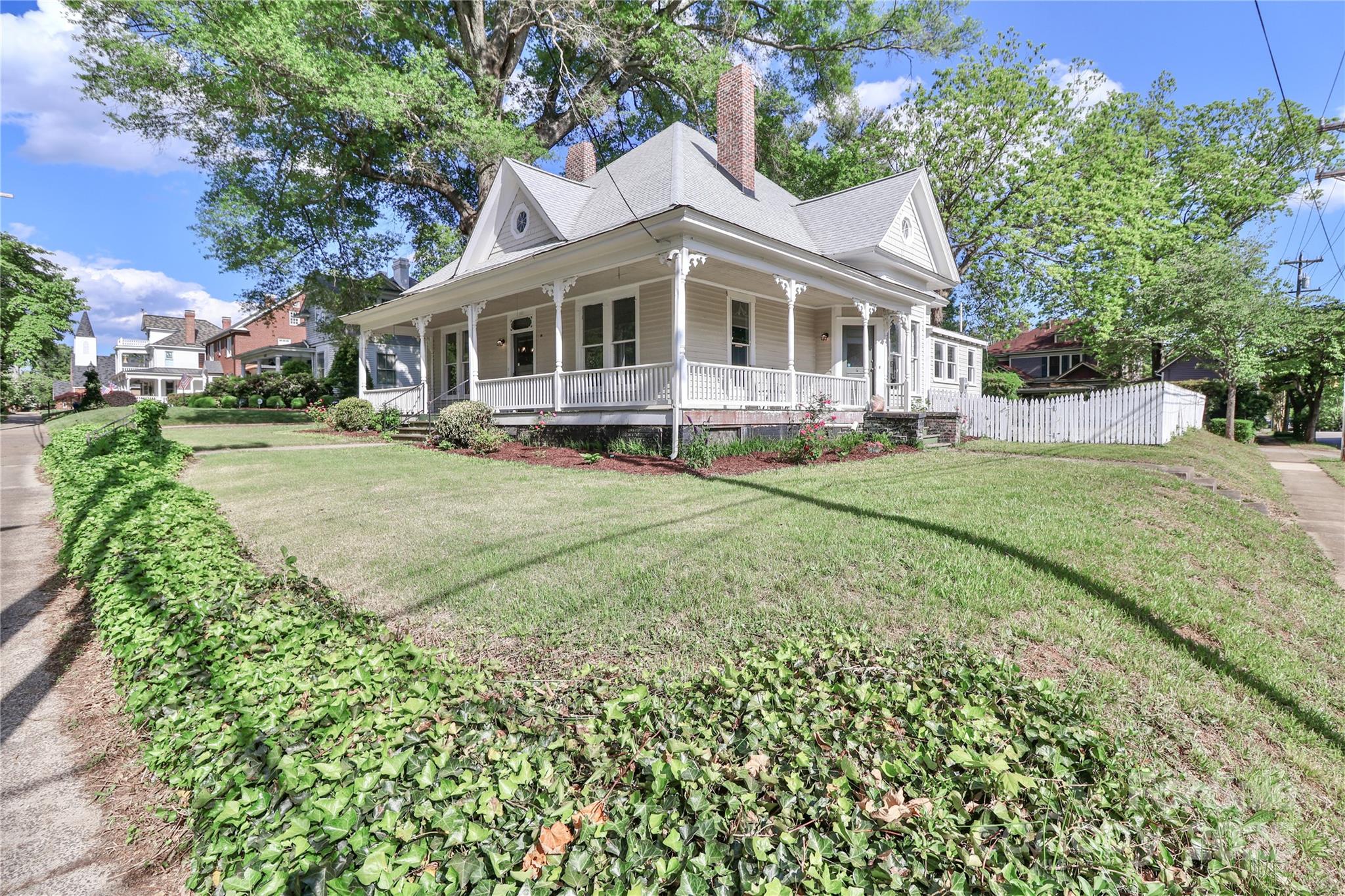 531 Walnut Street