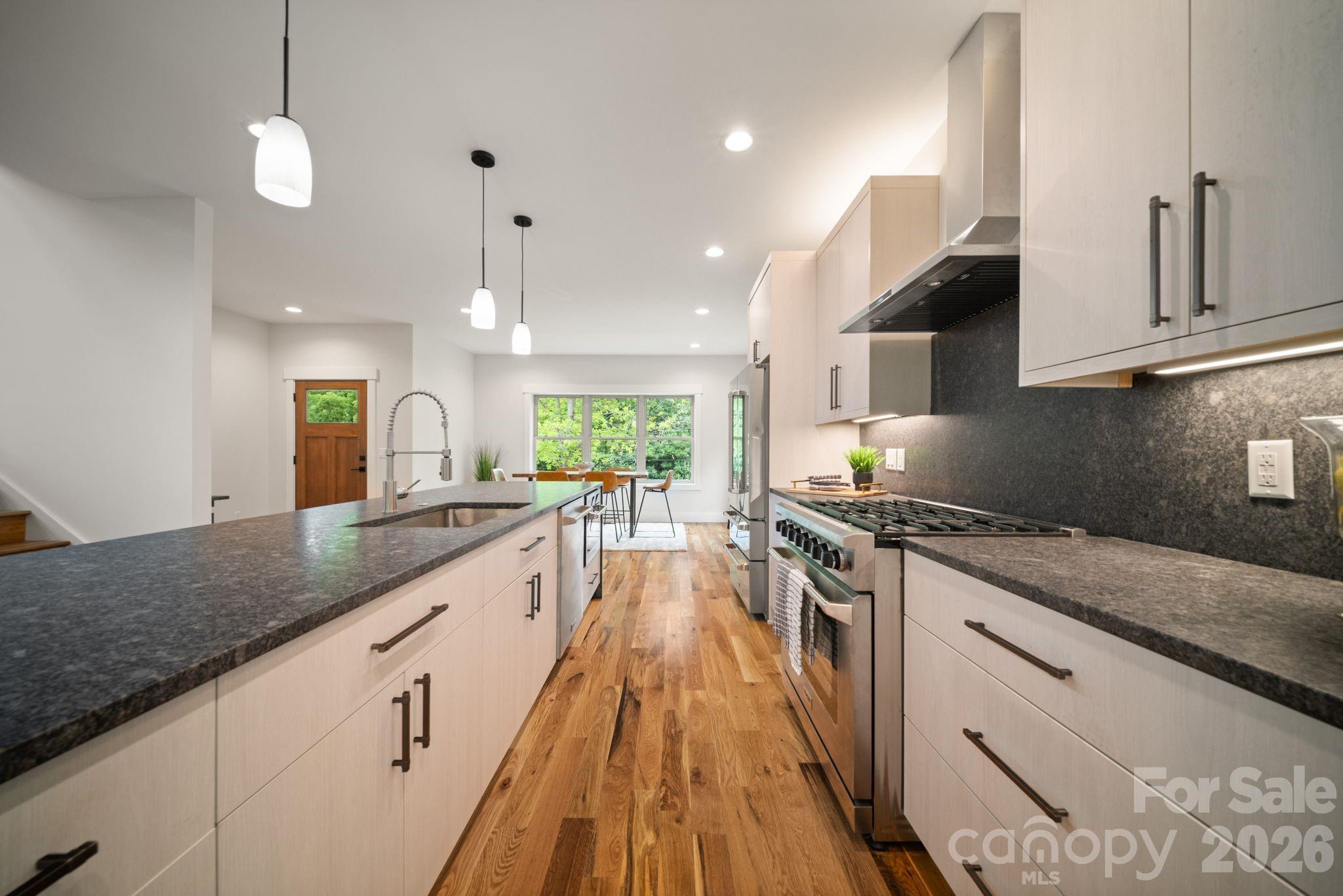 91 Glendale Avenue