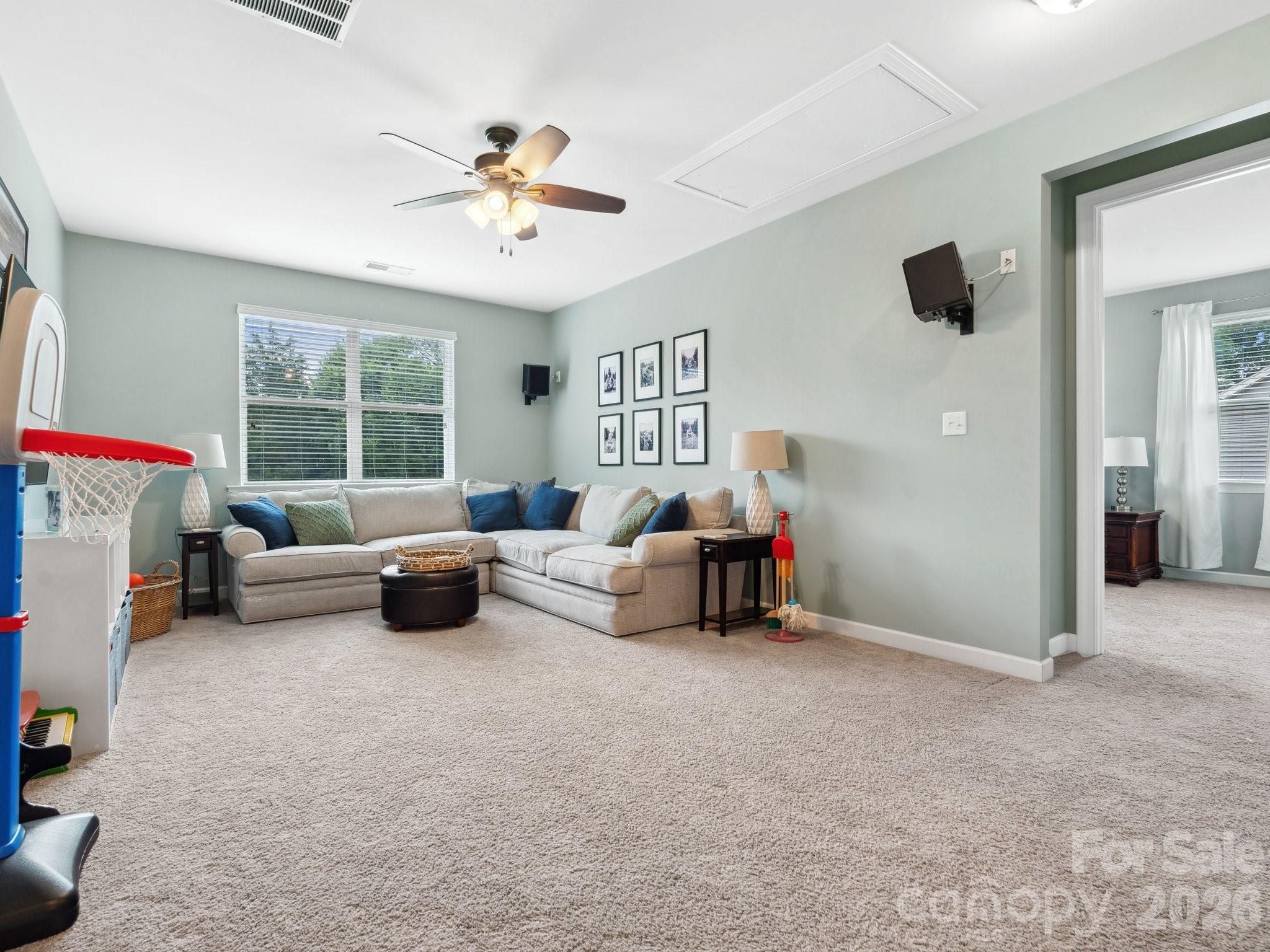 Kings Grove - Residential