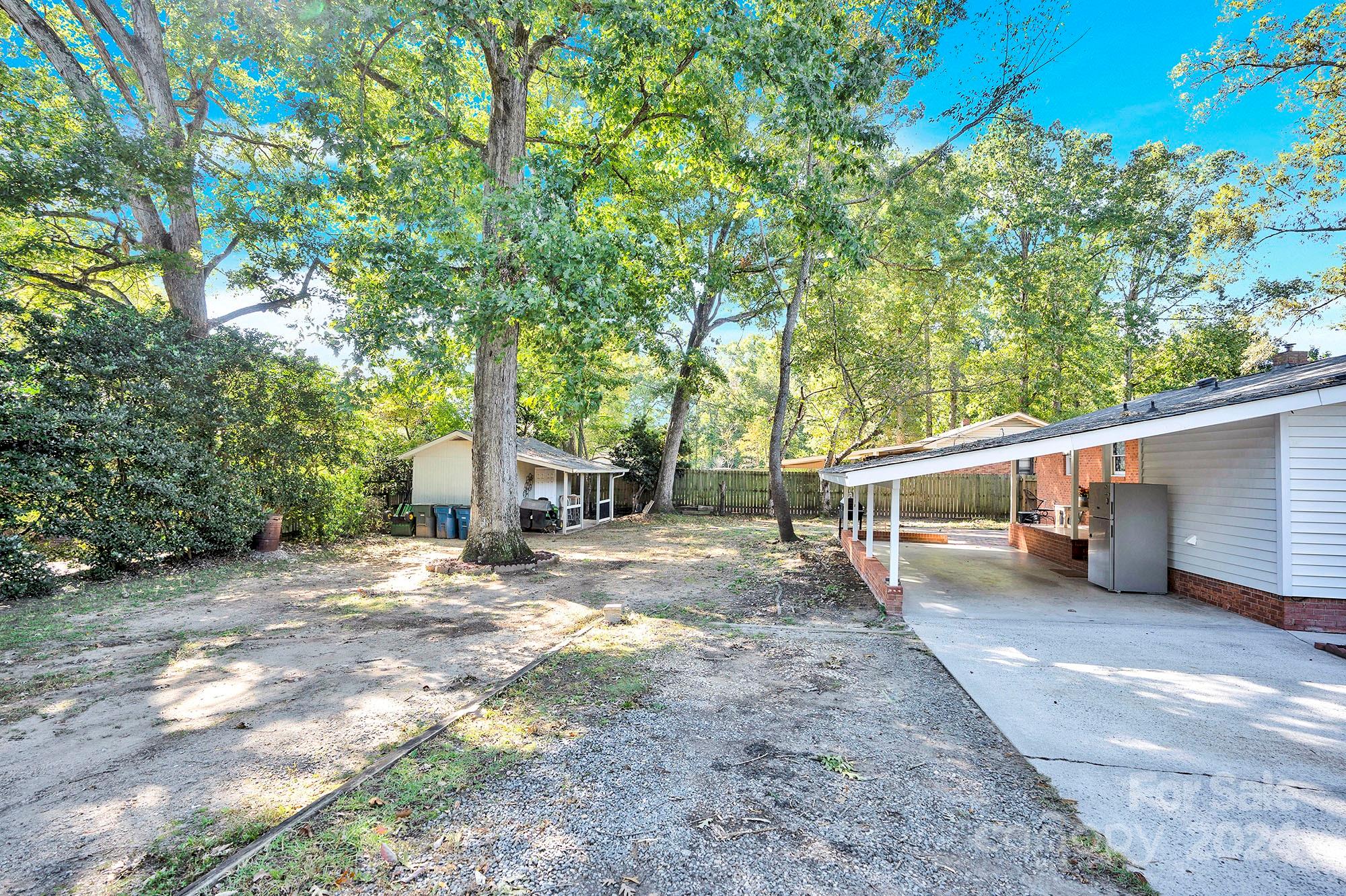 Dogwood Park - Residential