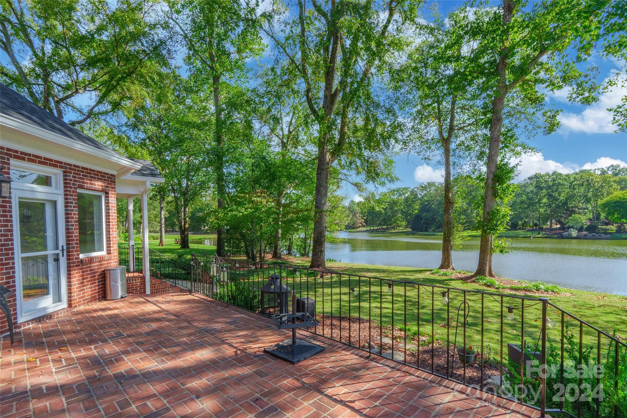 Meadow Lakes II - Residential