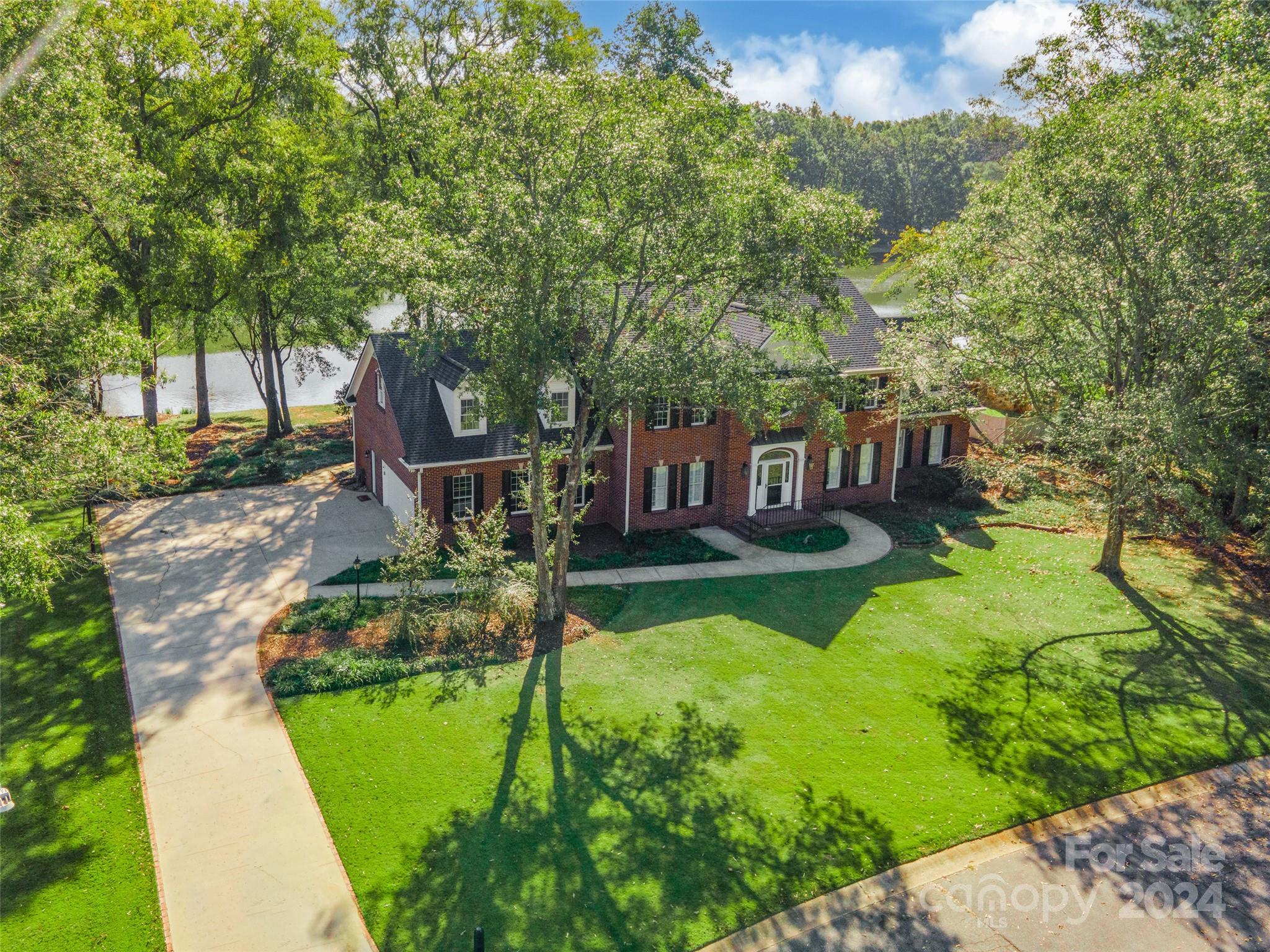 Meadow Lakes II - Residential