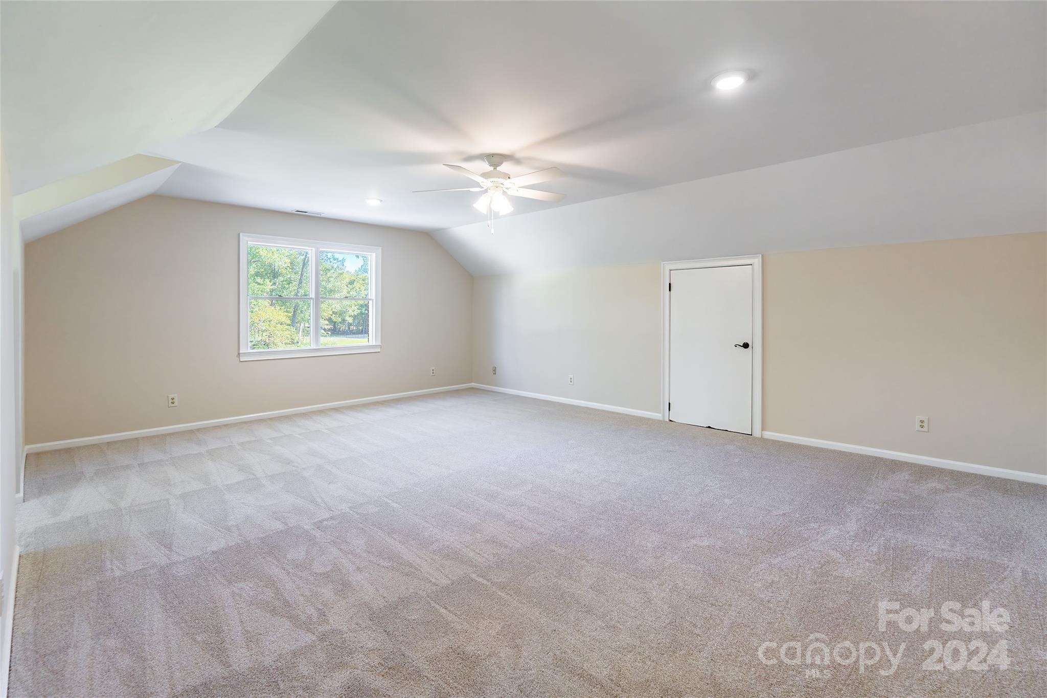 Meadow Lakes II - Residential