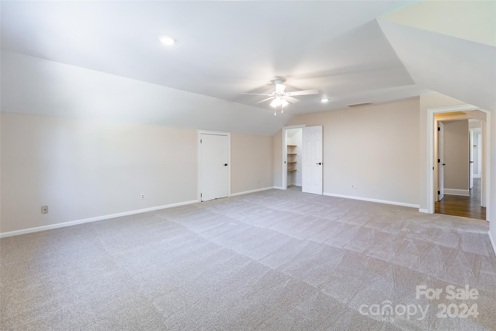 Meadow Lakes II - Residential