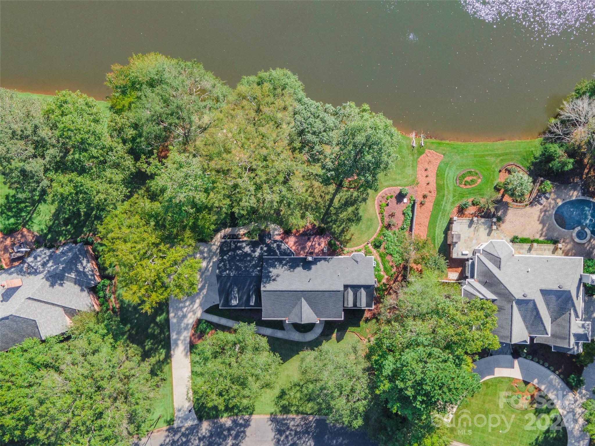 Meadow Lakes II - Residential