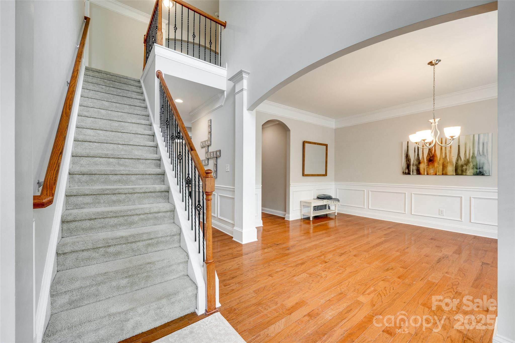 838 Lion Lane
