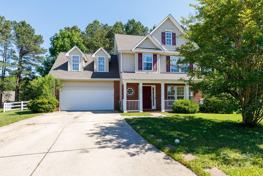 Welcome home to the Brewinton Park community! This home is ideally located on a quiet cul-de-sac. Inside, you’ll find a cozy living room with a gas log fireplace, perfect for relaxing evenings. The primary suite features a tray ceiling and a spacious bathroom with dual sinks, a garden tub, and a separate shower. A versatile bonus room provides extra space for a home office, hobby room, or play area. Step outside to a fully fenced backyard with a patio that's great for weekend cookouts, plus a storage building for added convenience. The attached two-car garage offers plenty of room for parking and storage. Brewinton Park residents enjoy access to a community pool, clubhouse available to rent for events, and a playground. All of this just minutes from shopping, dining, and the aquatic center.