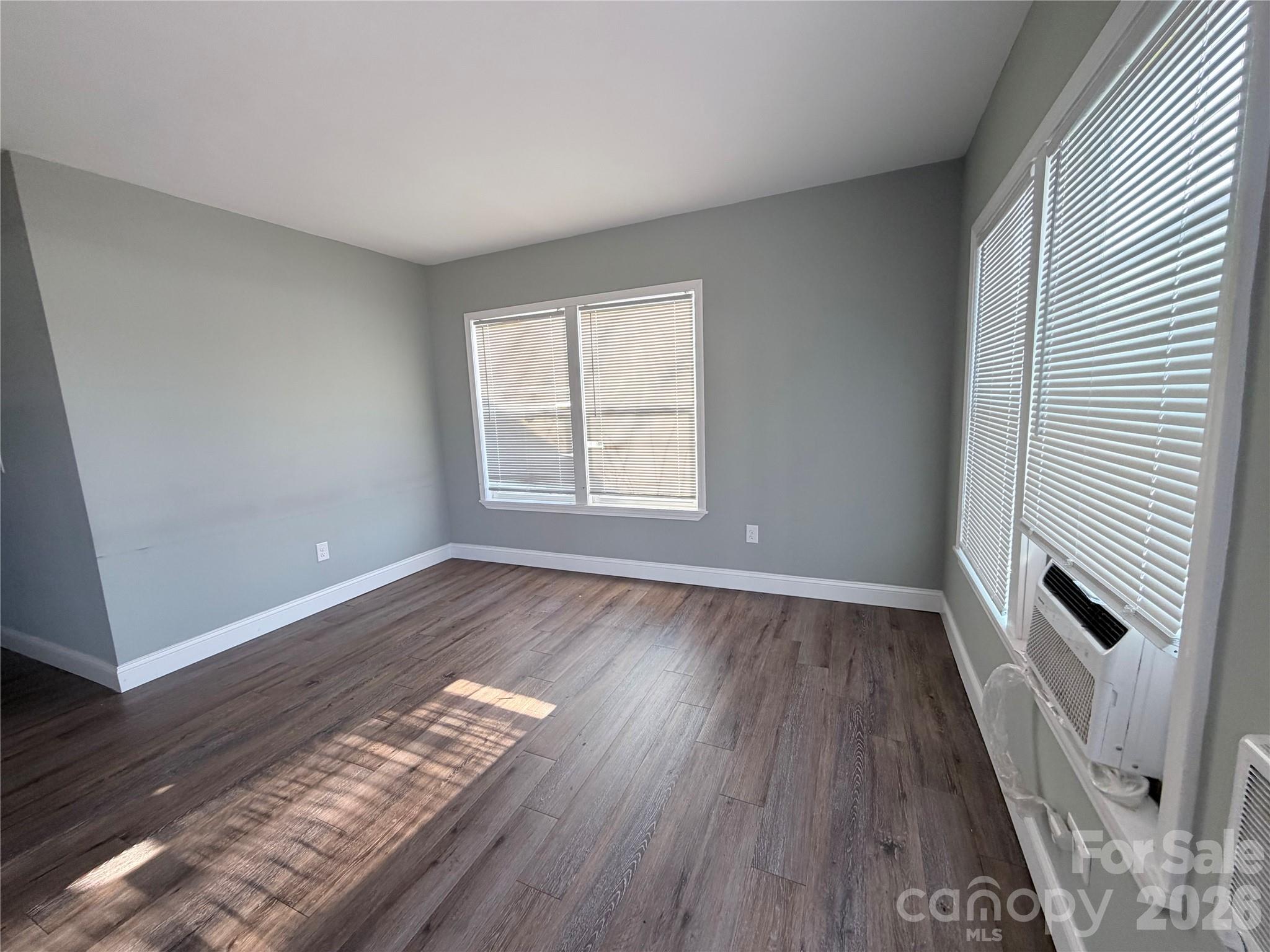 80-81 Academy Avenue NW