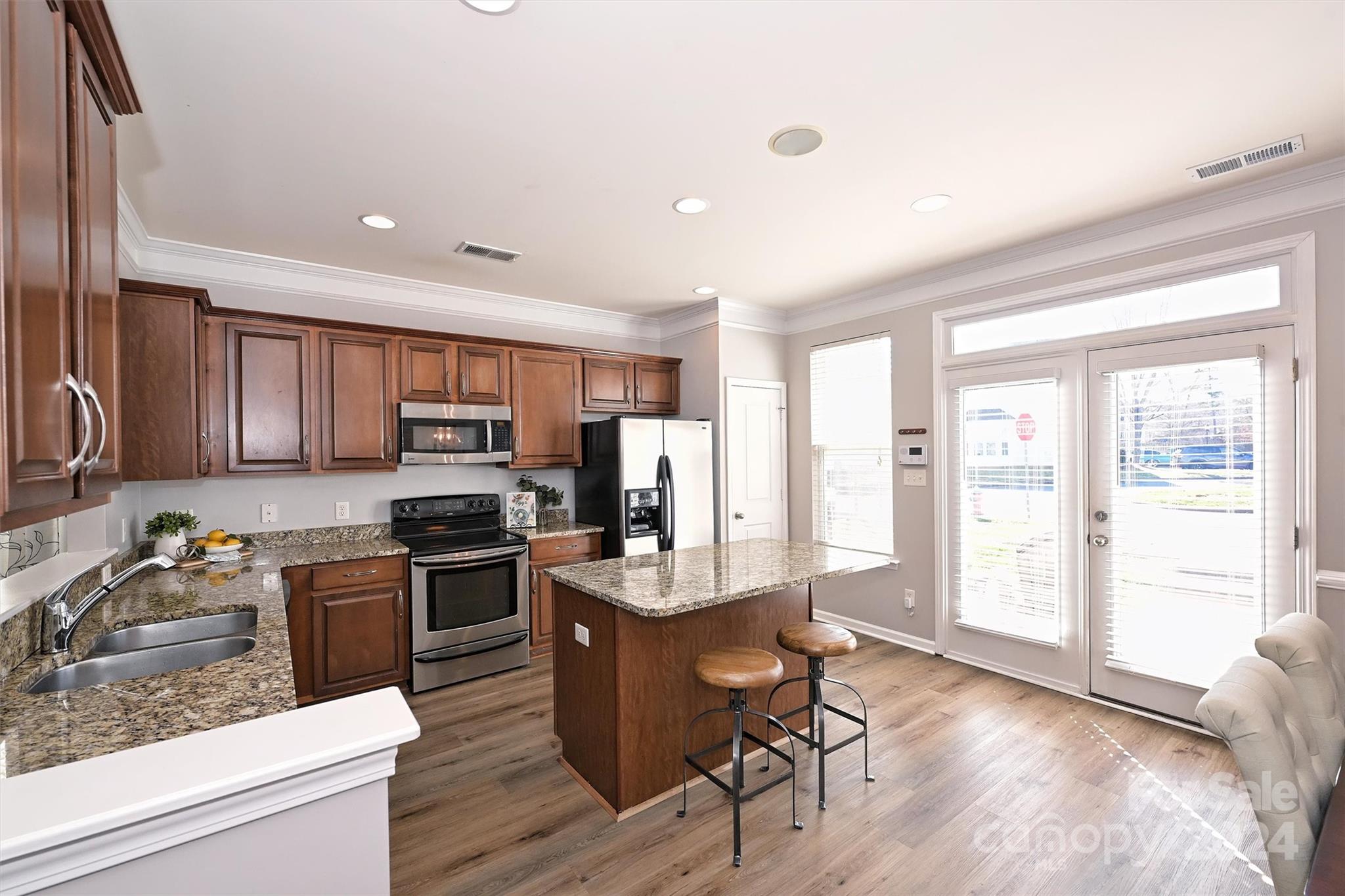 Almond Glen - Residential