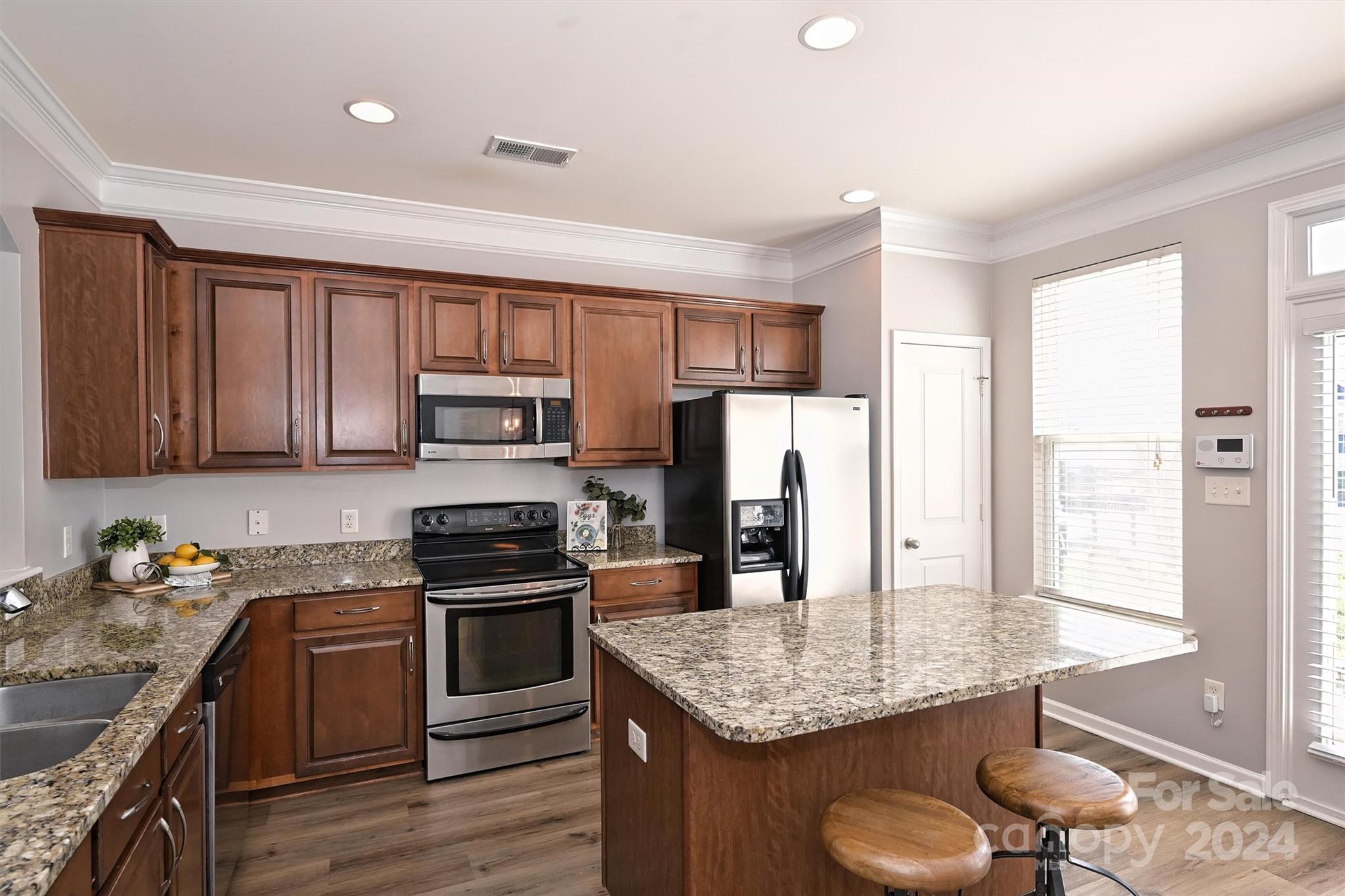 Almond Glen - Residential