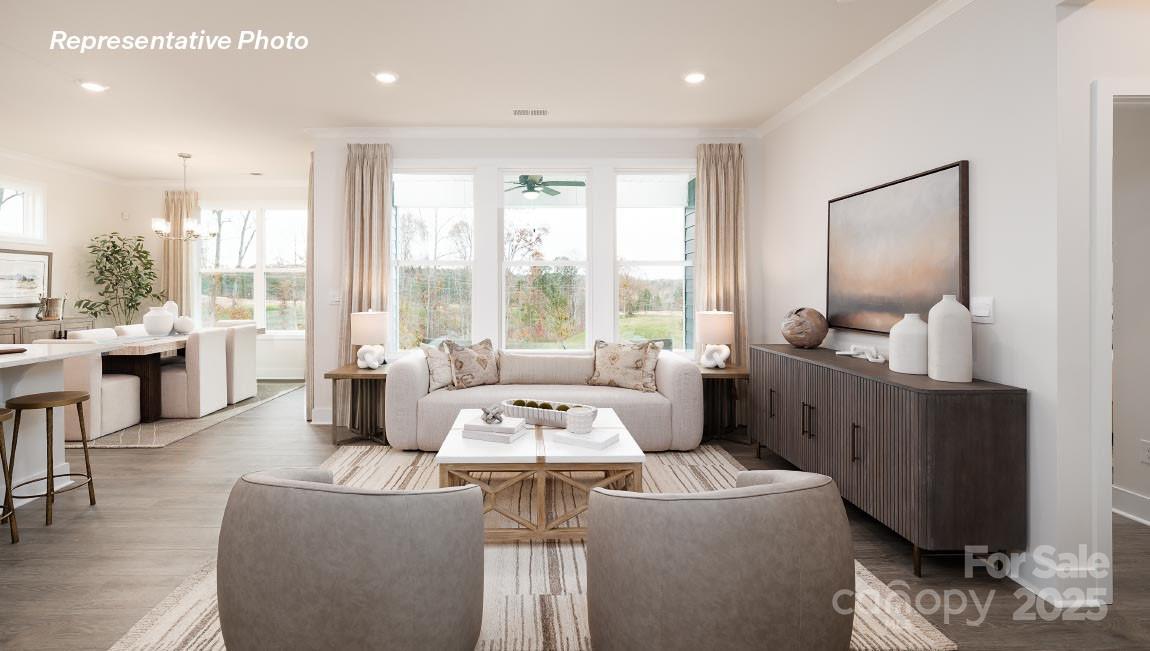 2078 Skyhawk Drive