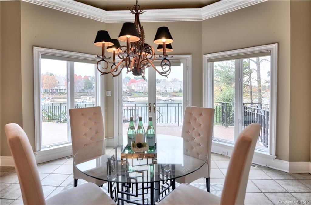 The Peninsula - Residential