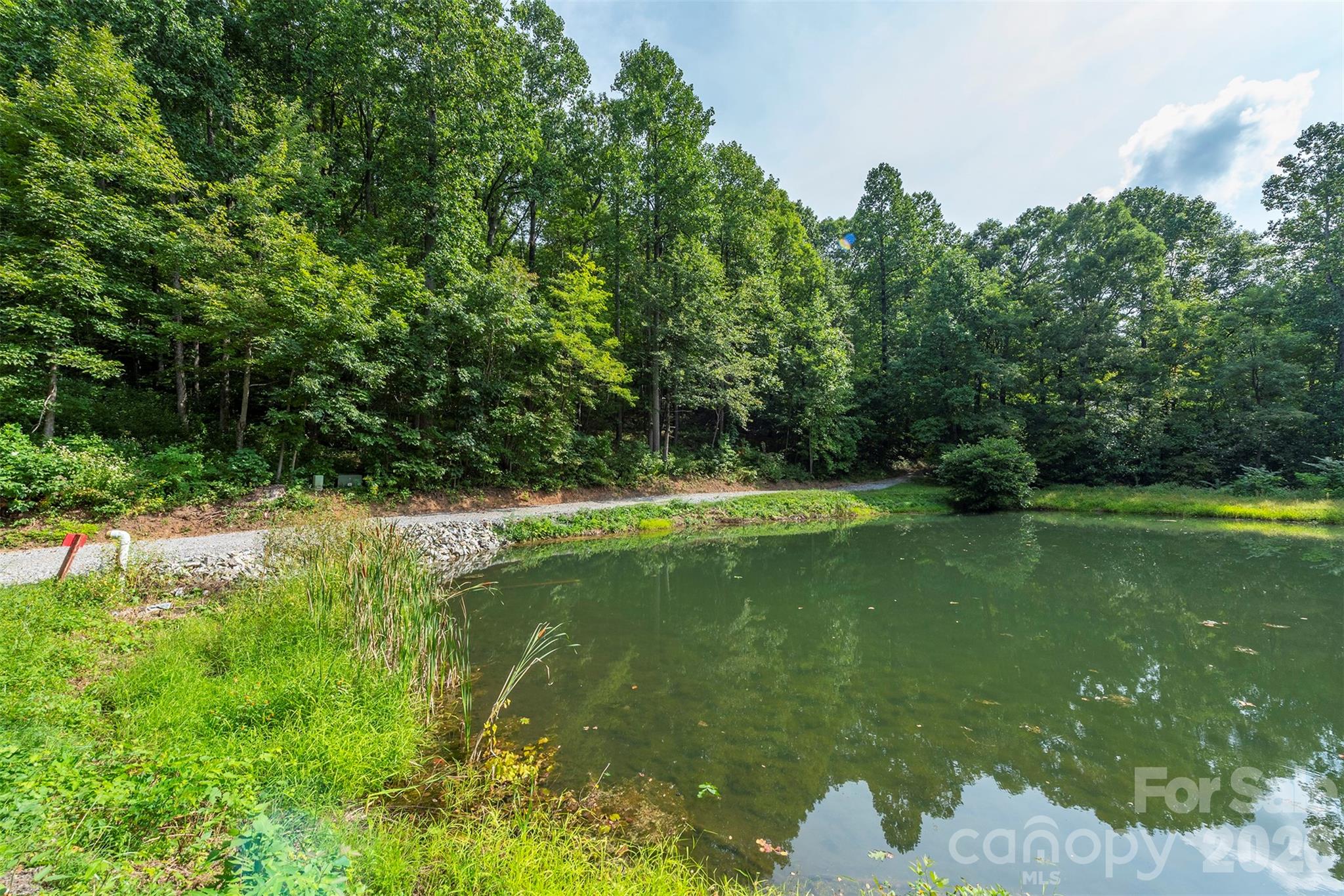 Gateway Mountain - Land