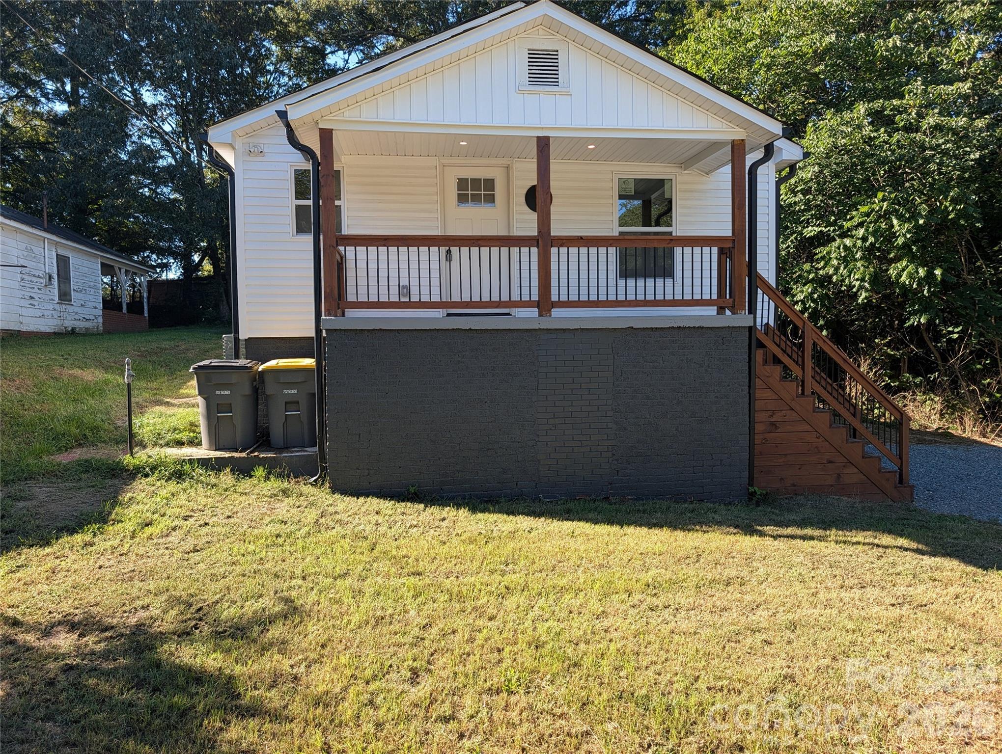 213 Rice Street