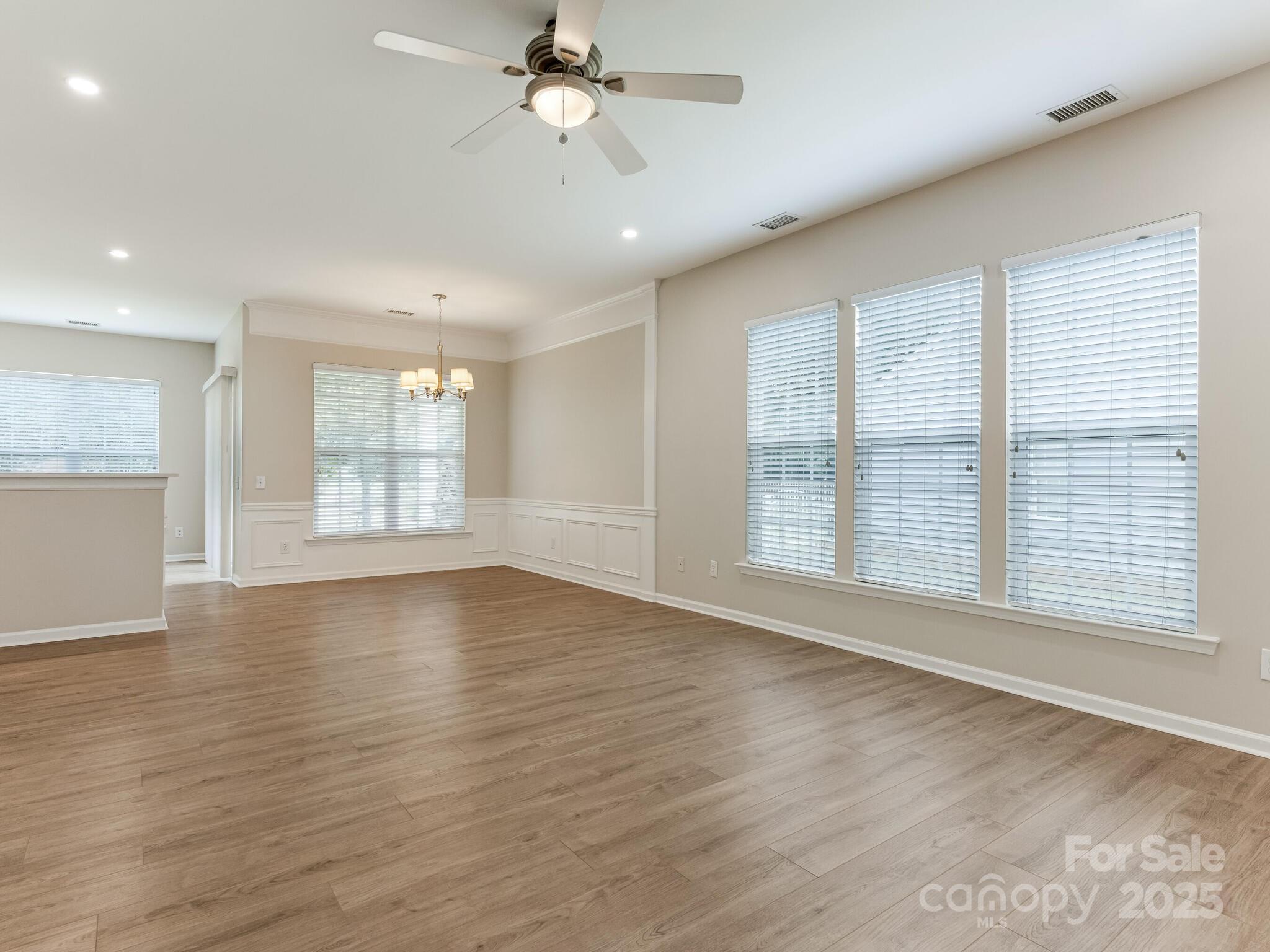 9313 Arcola Lane
