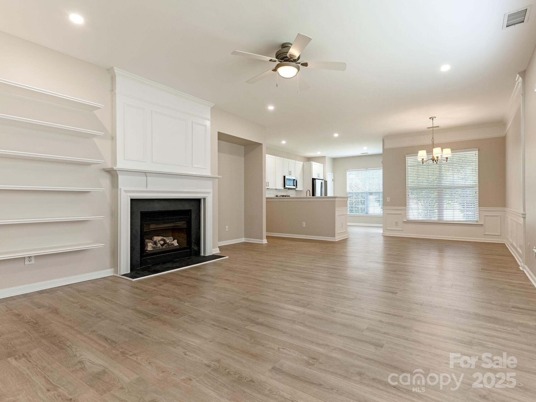 9313 Arcola Lane