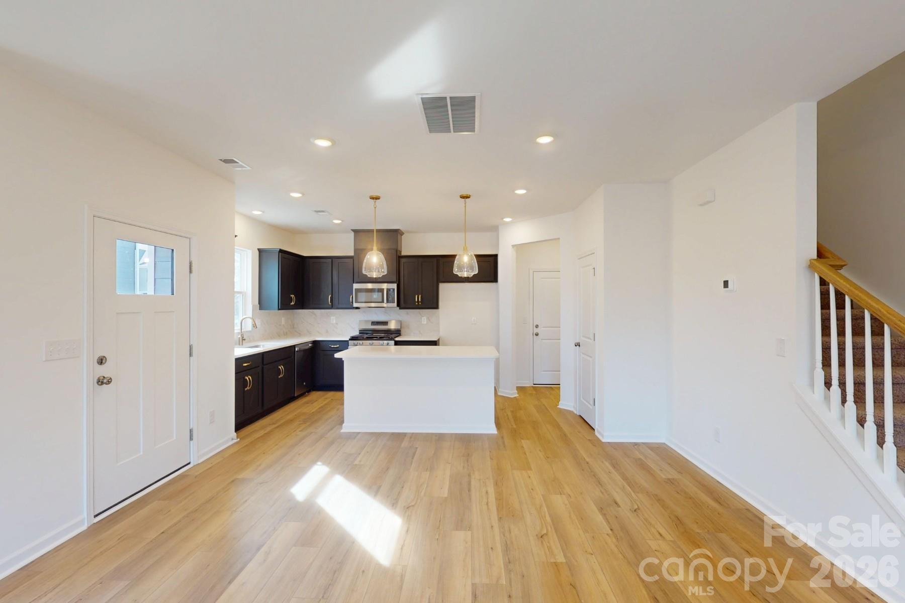 1126 Overbrook Place