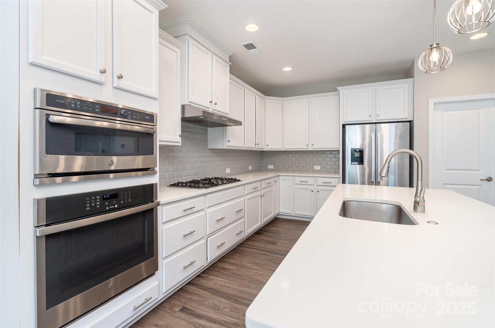 12140 Mcdowell Crossing