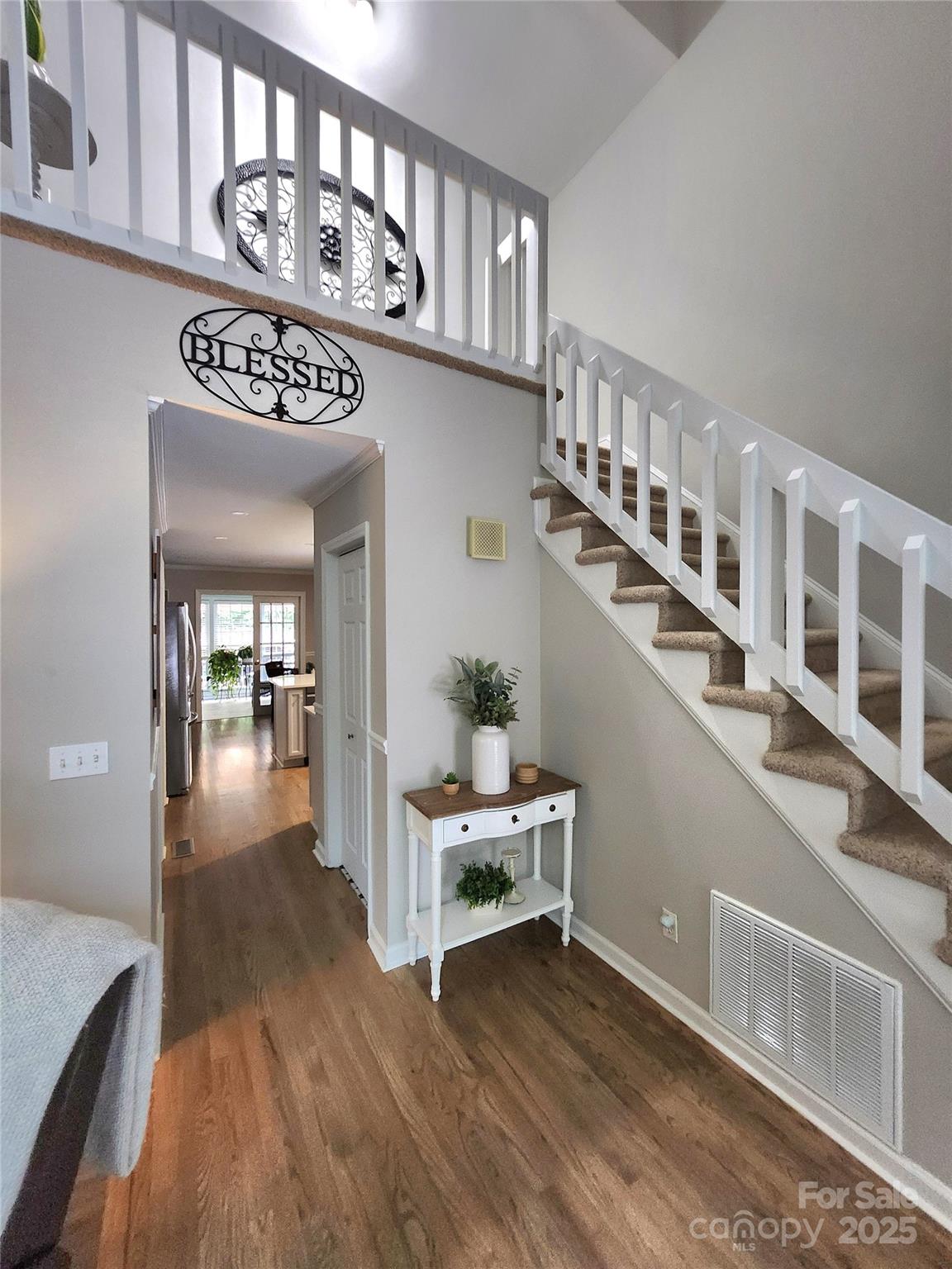 Tega Cay - Residential