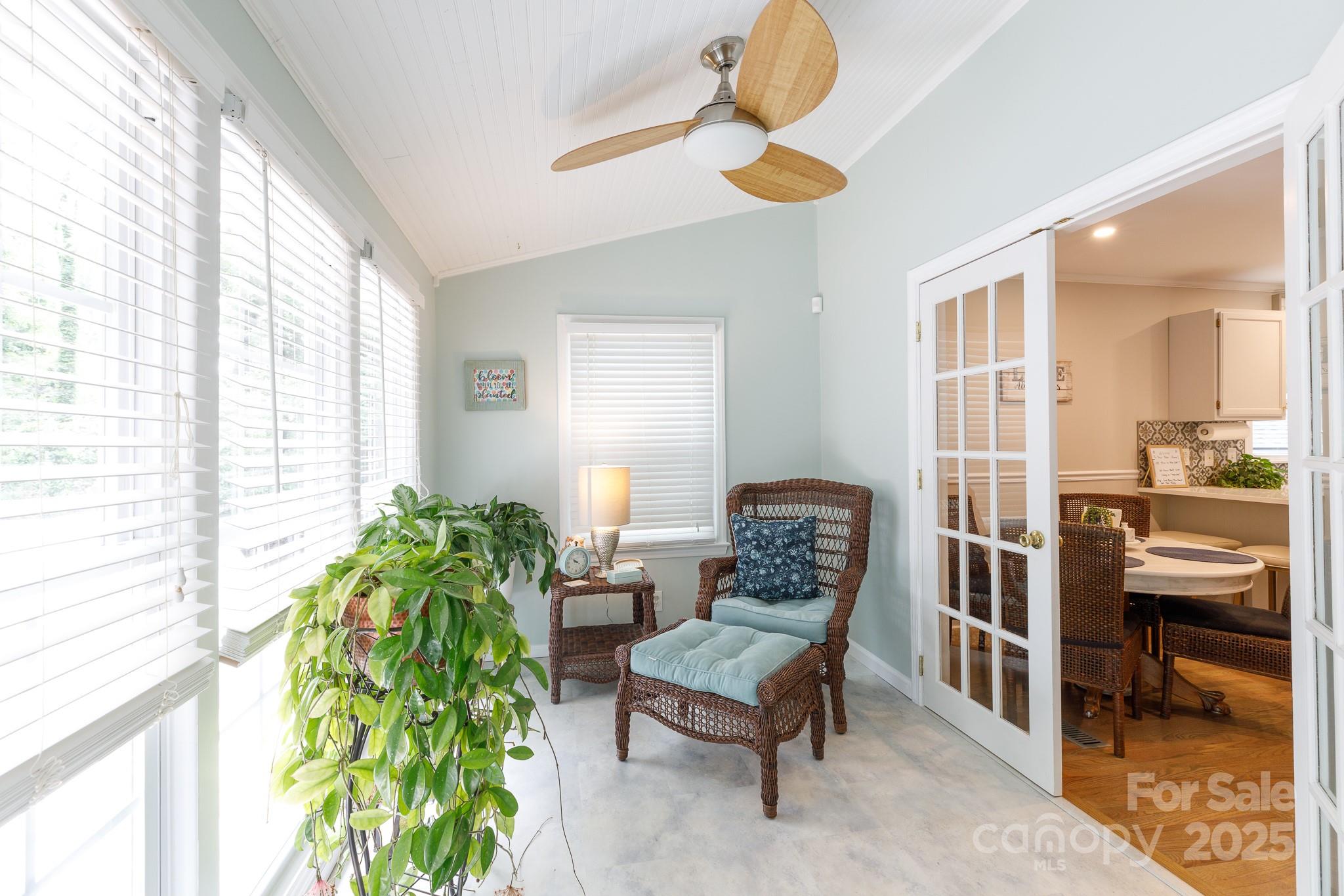 Tega Cay - Residential