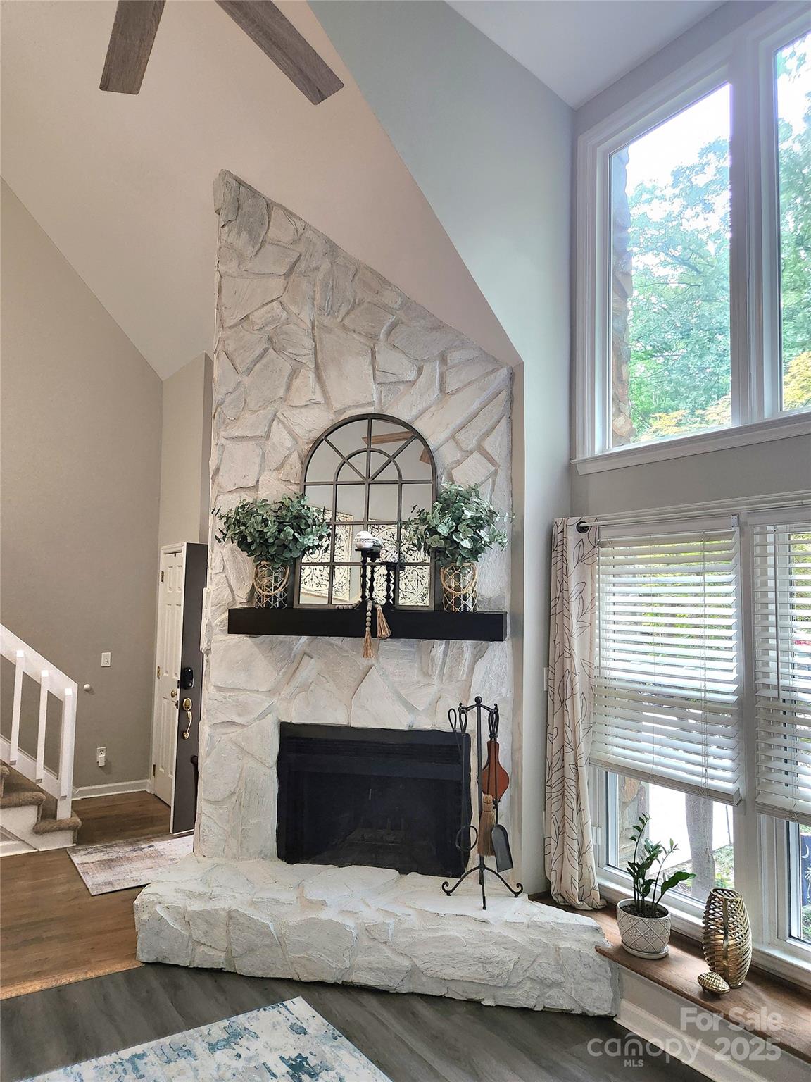 Tega Cay - Residential