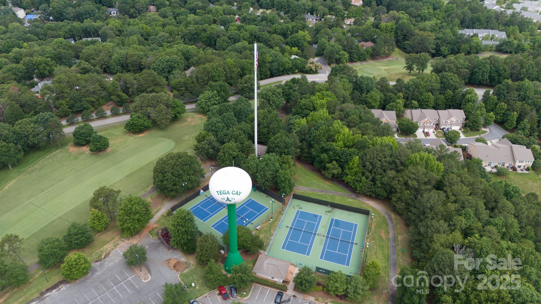 Tega Cay - Residential