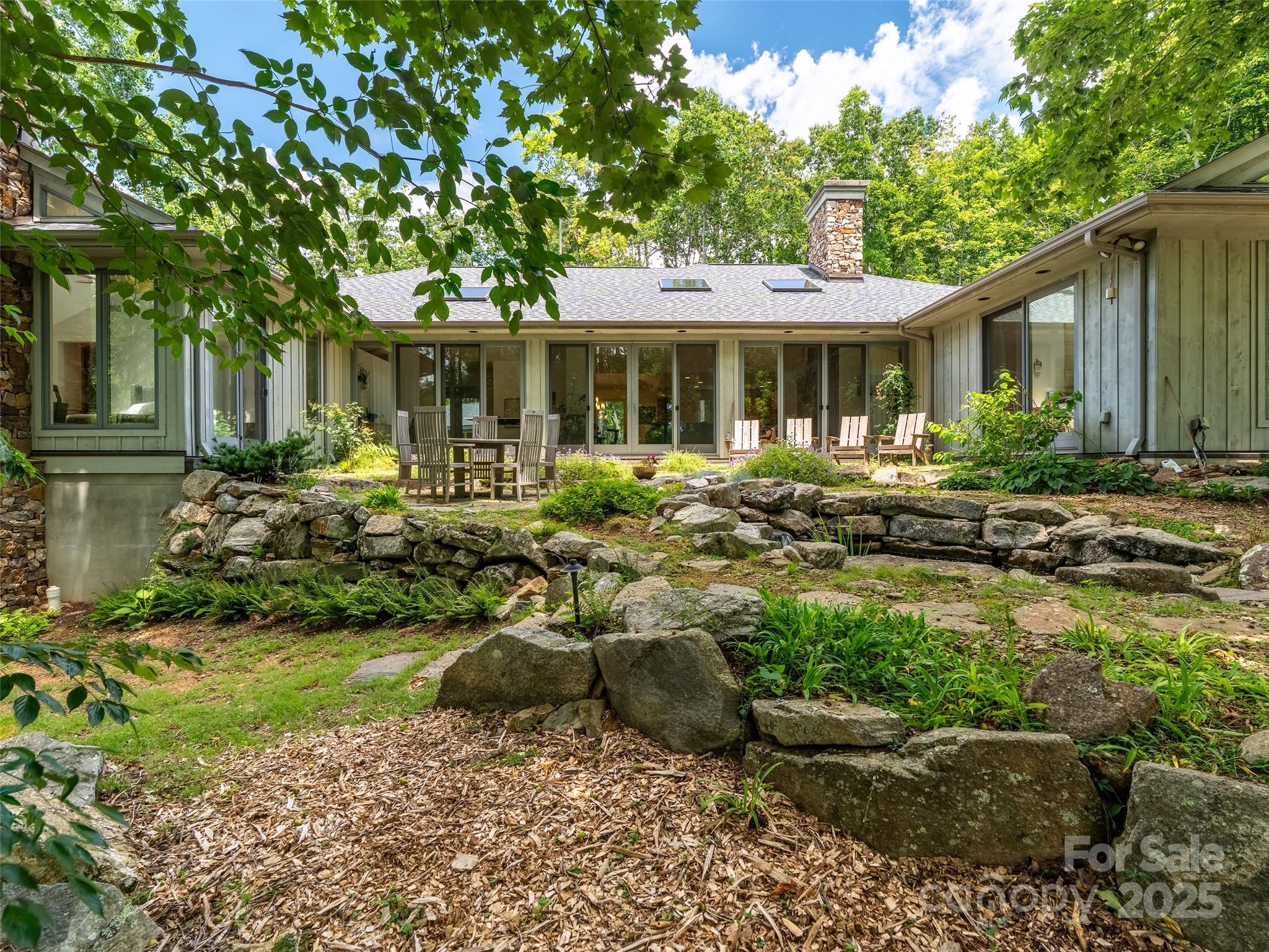 425 Bull Creek Road