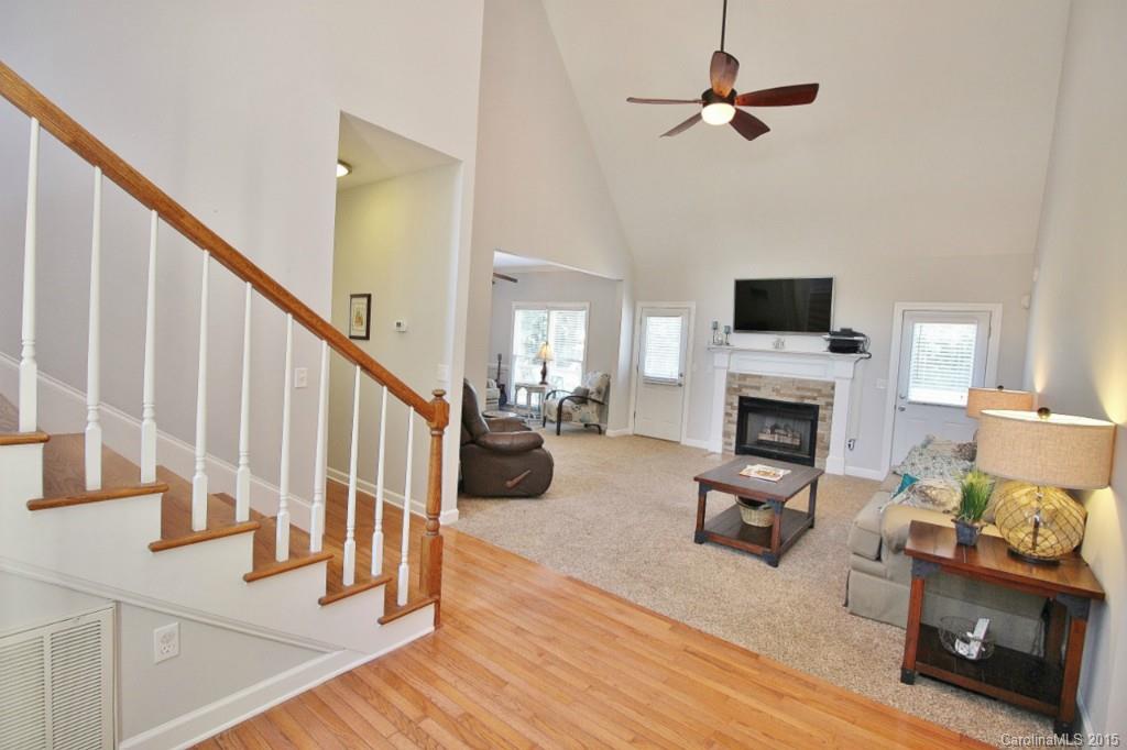 Jamestowne - Residential