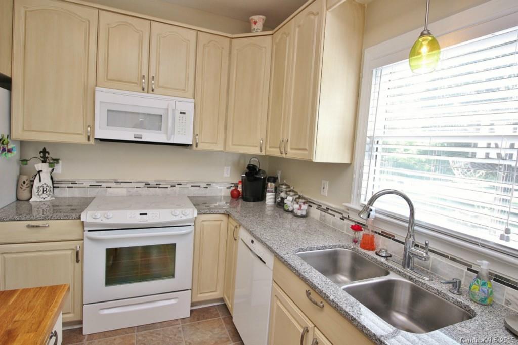 Jamestowne - Residential