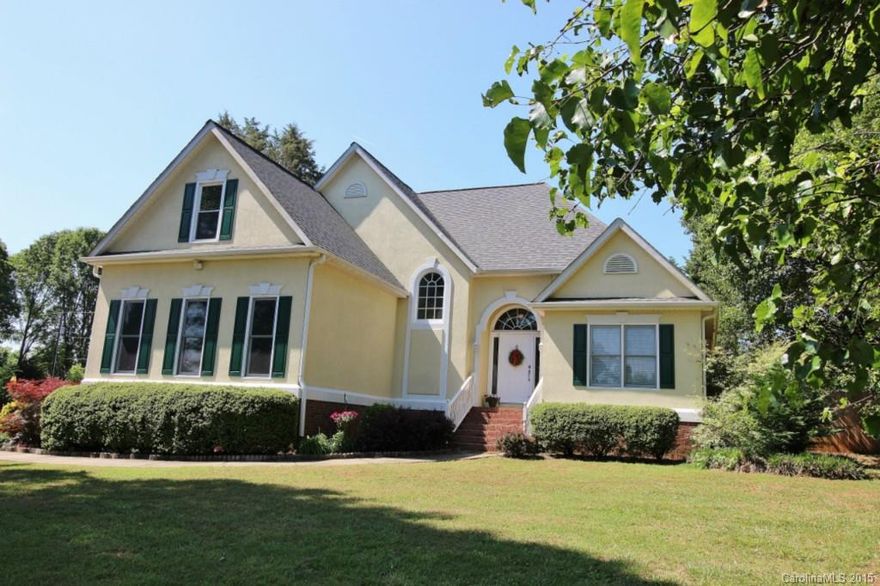 Relax in the shade of the incredible historic hardwood trees surrounding this beauty between Rock Hill and York, secluded yet close to everything. Wonderful outdoor living spaces on .7 acres with a fenced yard. Inside is a dream with beautifully updated granite counters, tile back splash, cutting board island, designer colors and clean clean clean. The main level owner’s retreat is yummy.