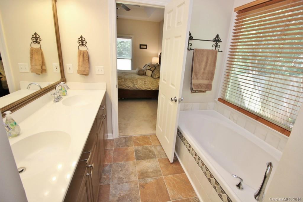 Jamestowne - Residential