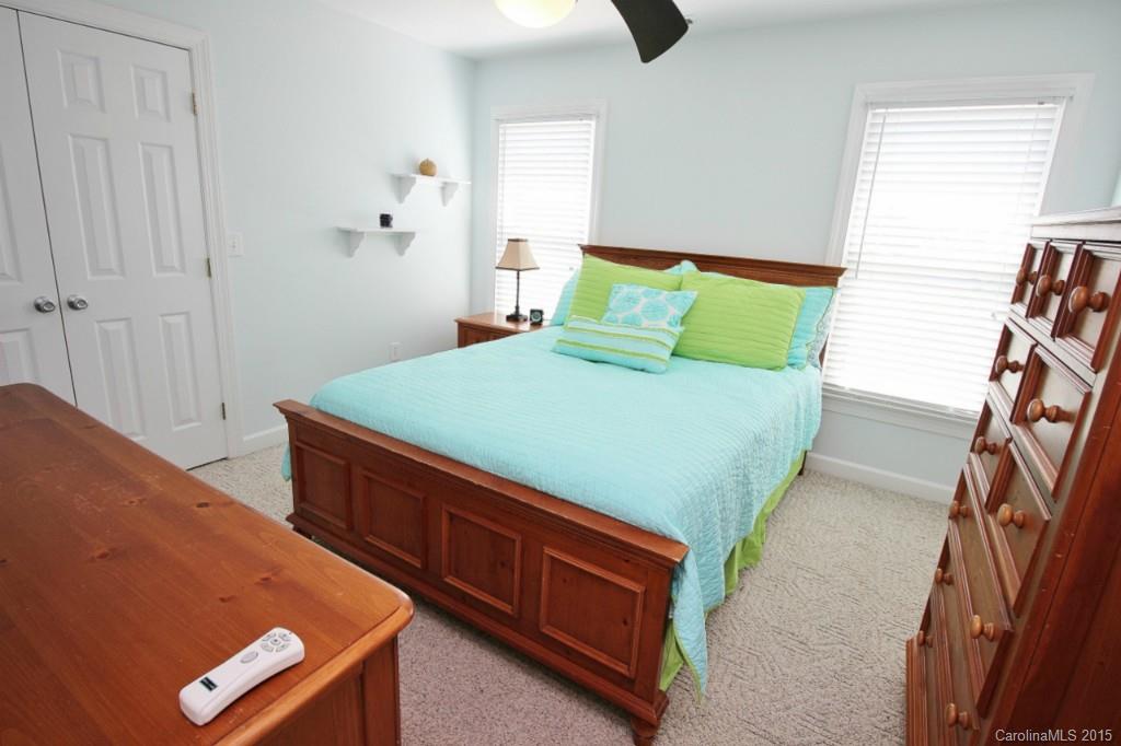 Jamestowne - Residential