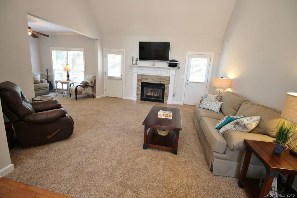 Jamestowne - Residential