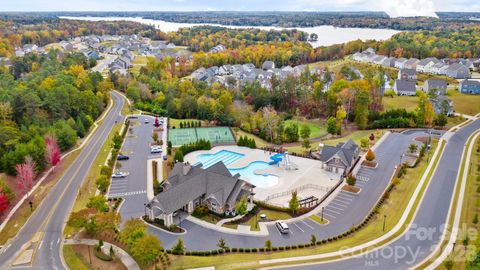 18229 Studman Branch Avenue Charlotte NC 28278