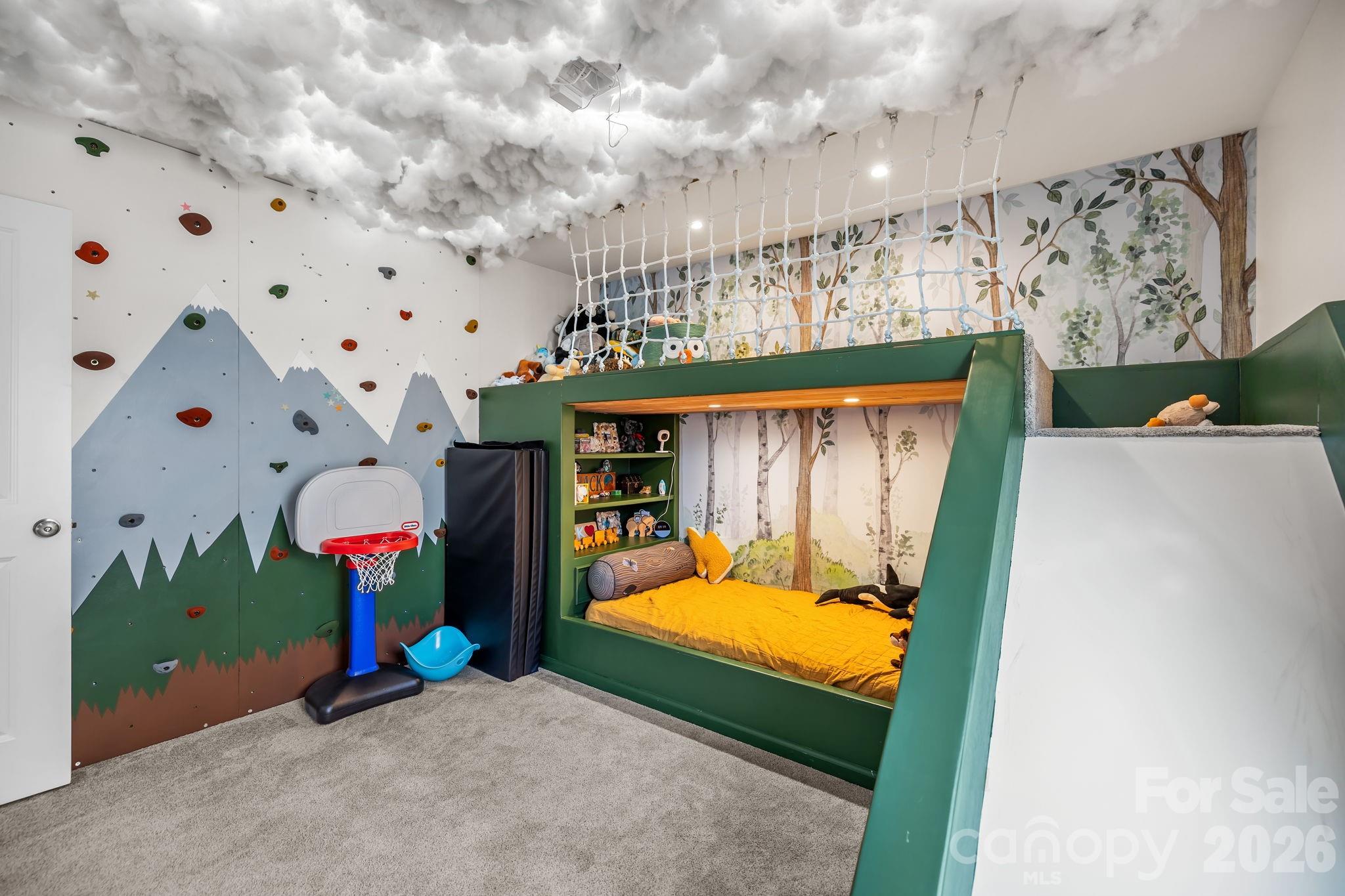 The Palisades - Residential