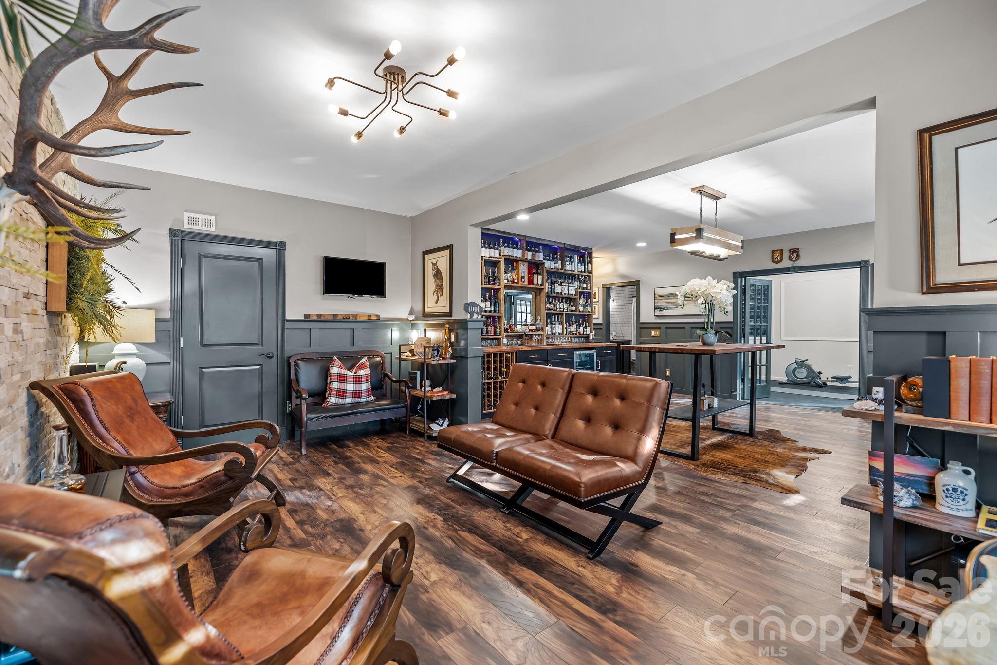 The Palisades - Residential