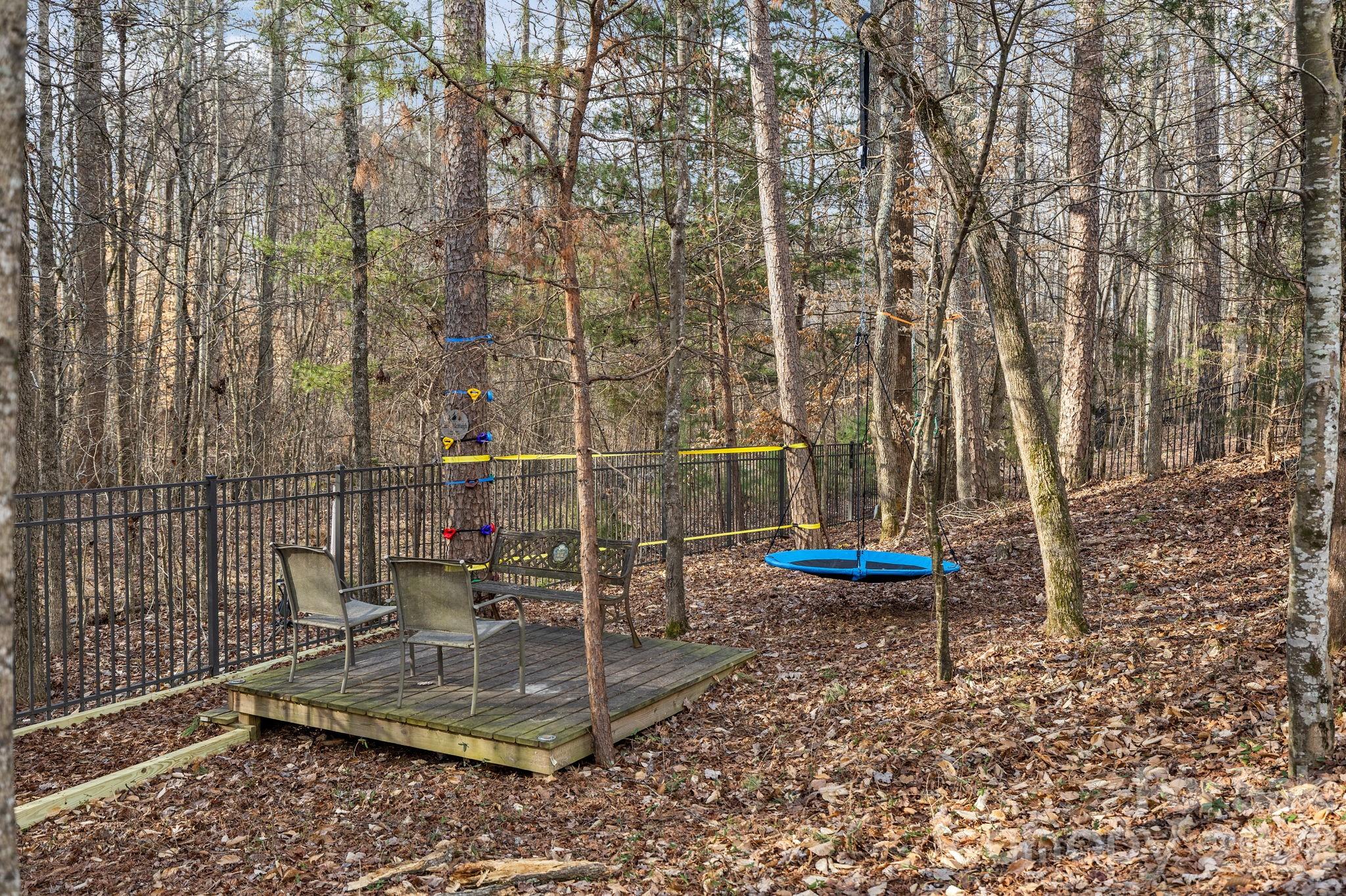 The Palisades - Residential