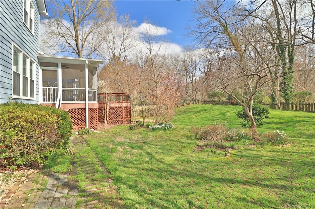 Charlestowne Manor - Residential