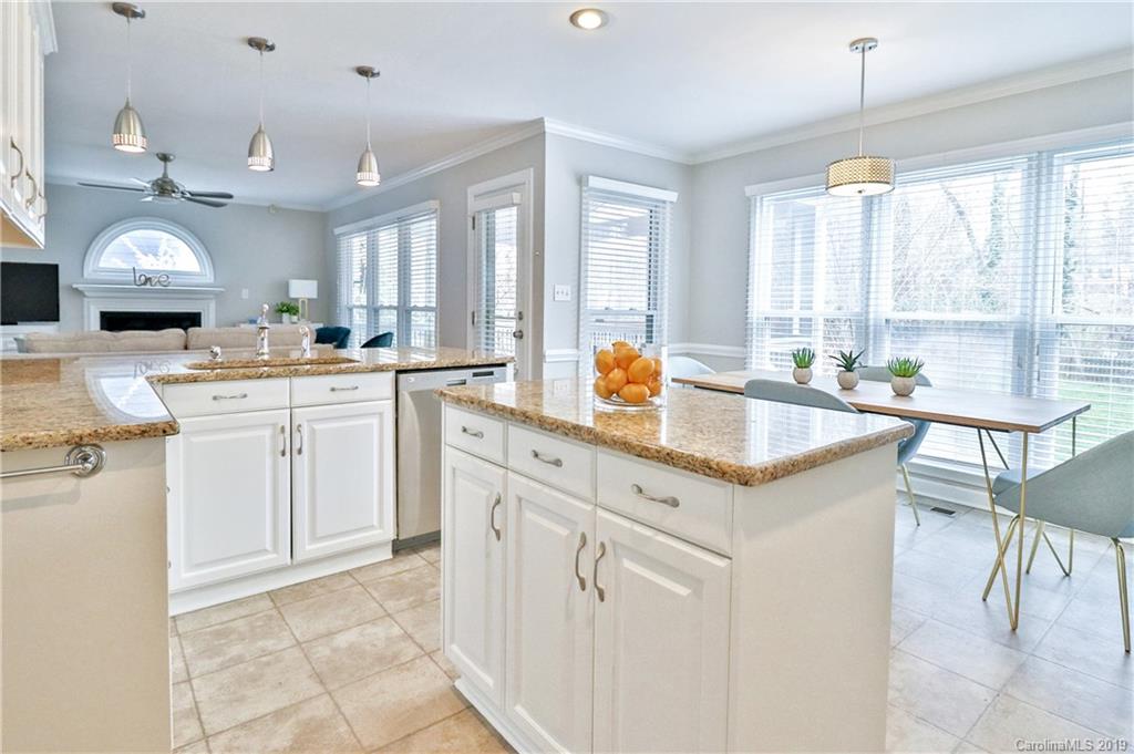 Charlestowne Manor - Residential