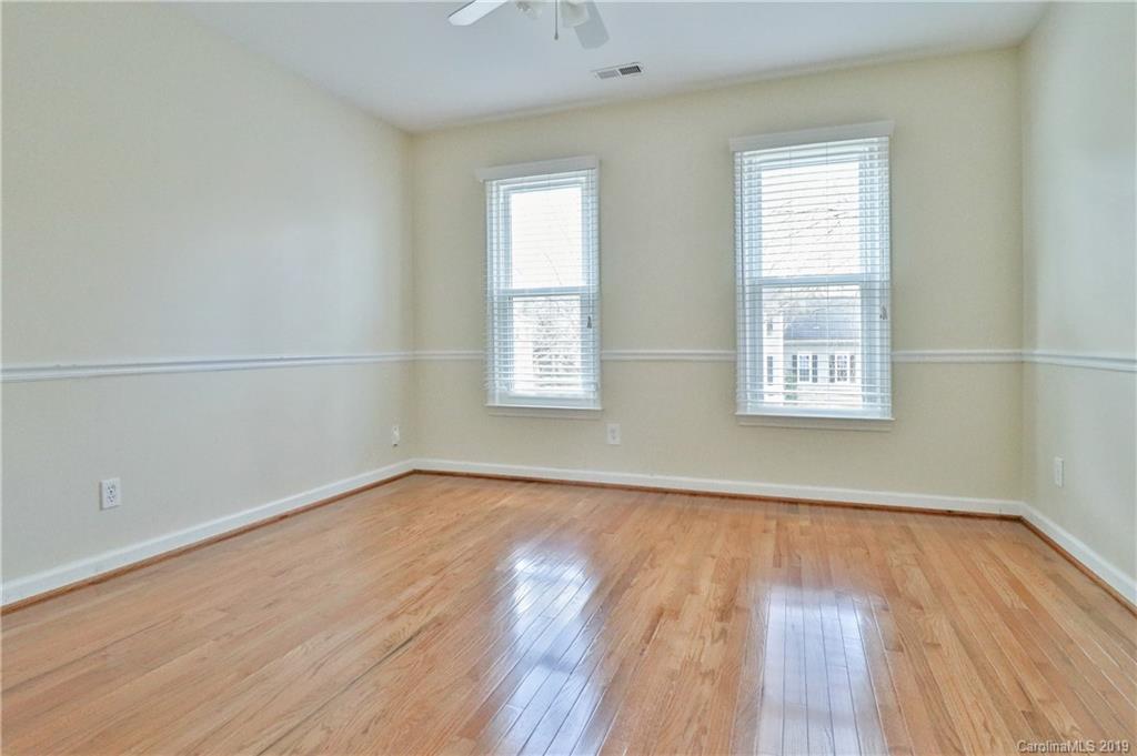 Charlestowne Manor - Residential