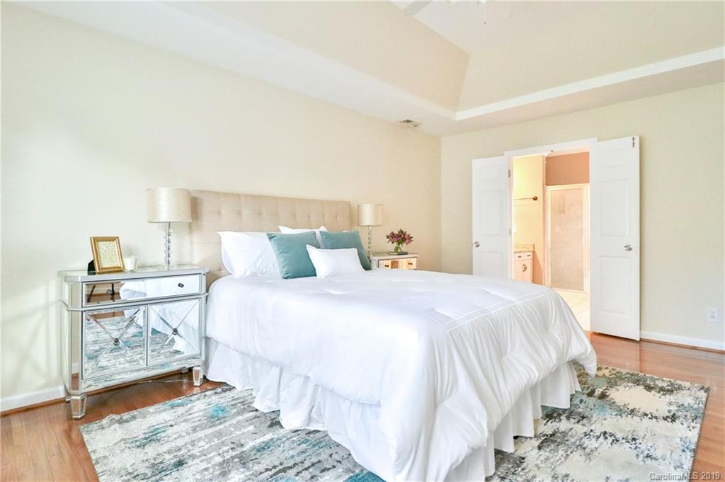 Charlestowne Manor - Residential