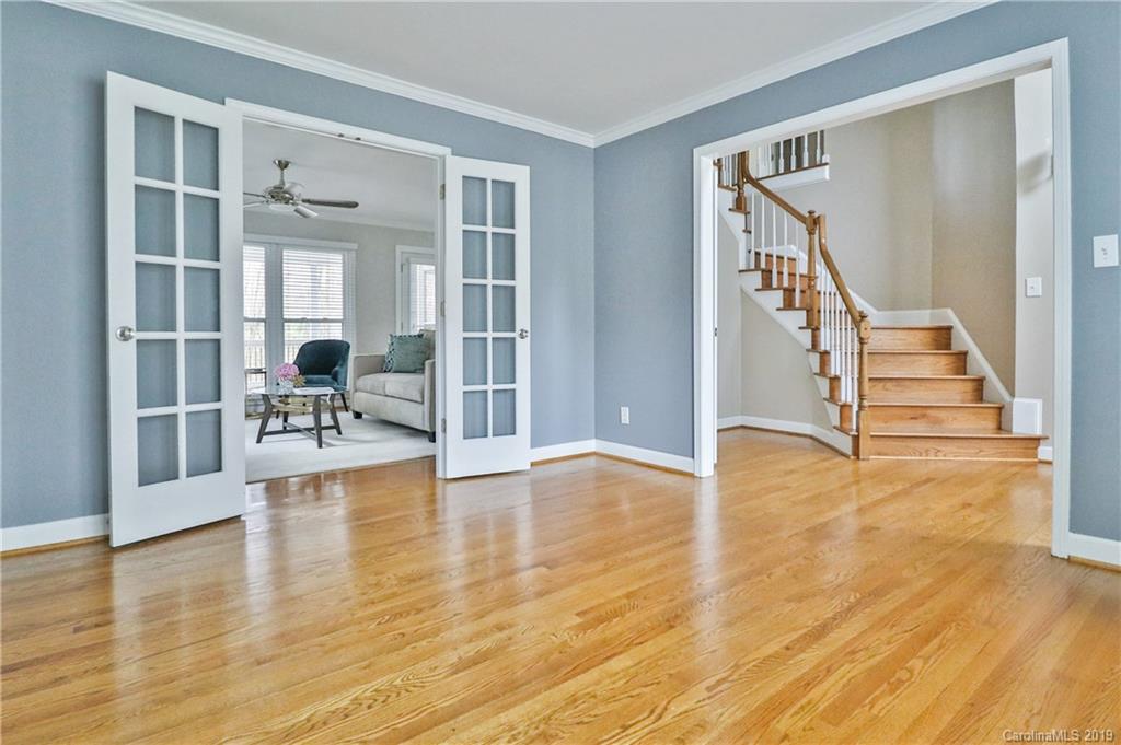 Charlestowne Manor - Residential