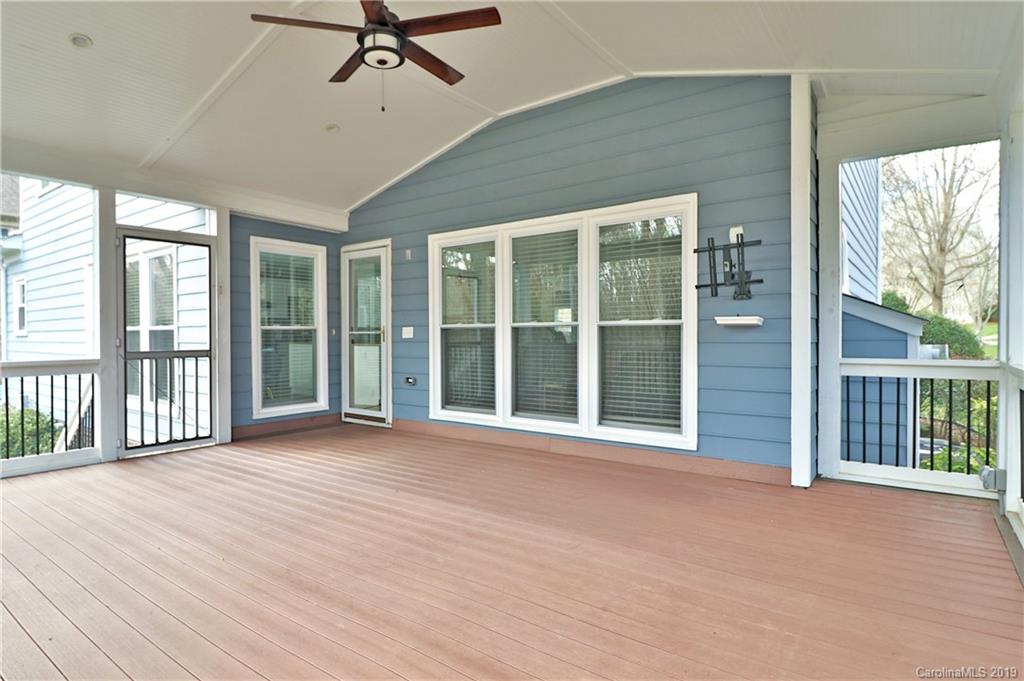 Charlestowne Manor - Residential