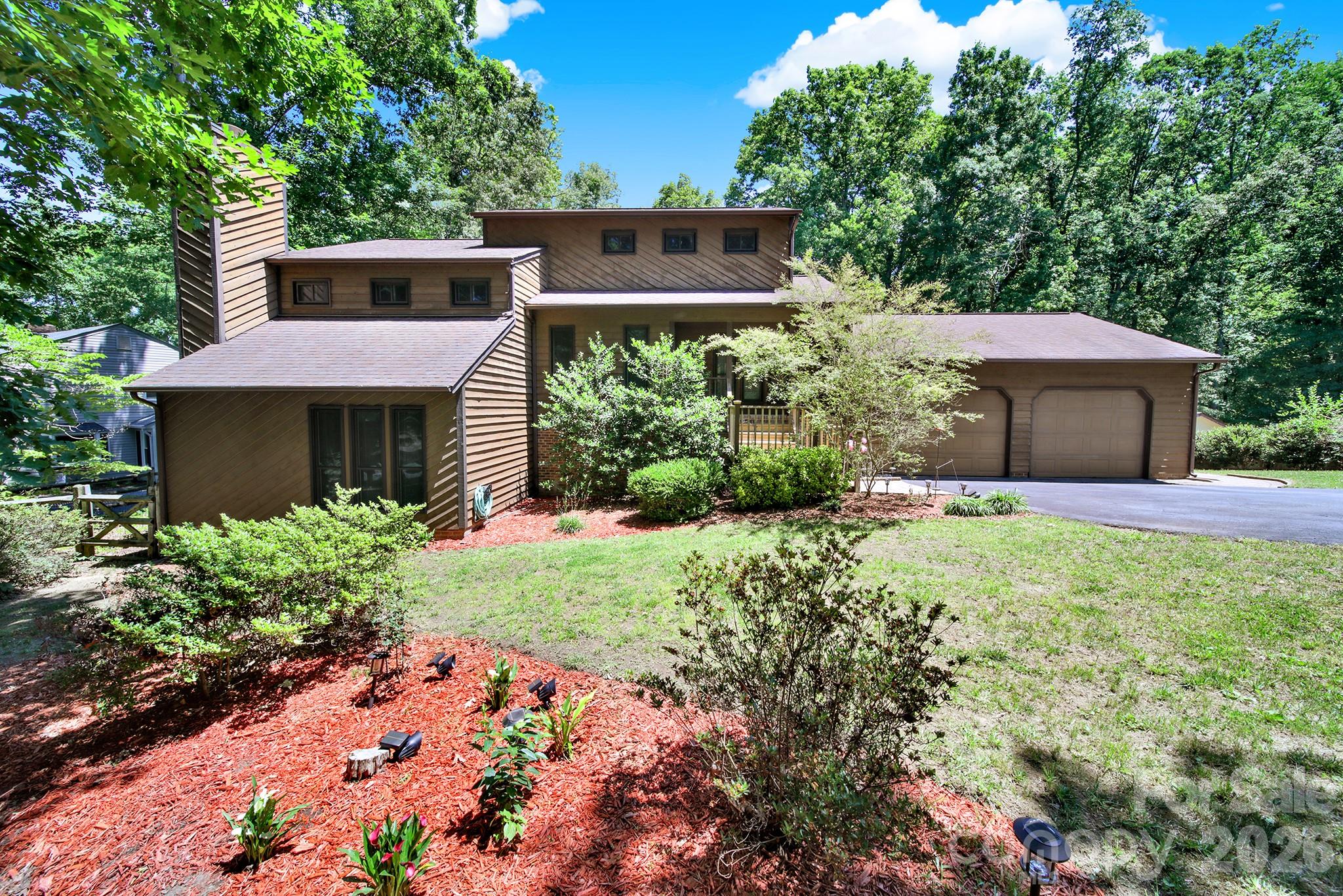 Steelechase - Residential