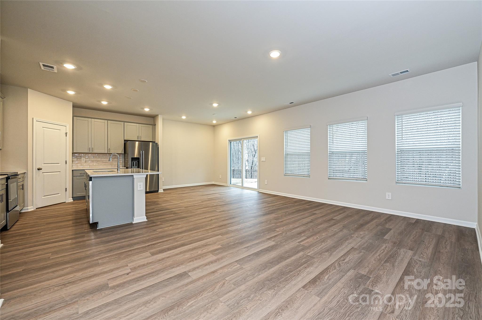 2124 Sunflower Circle