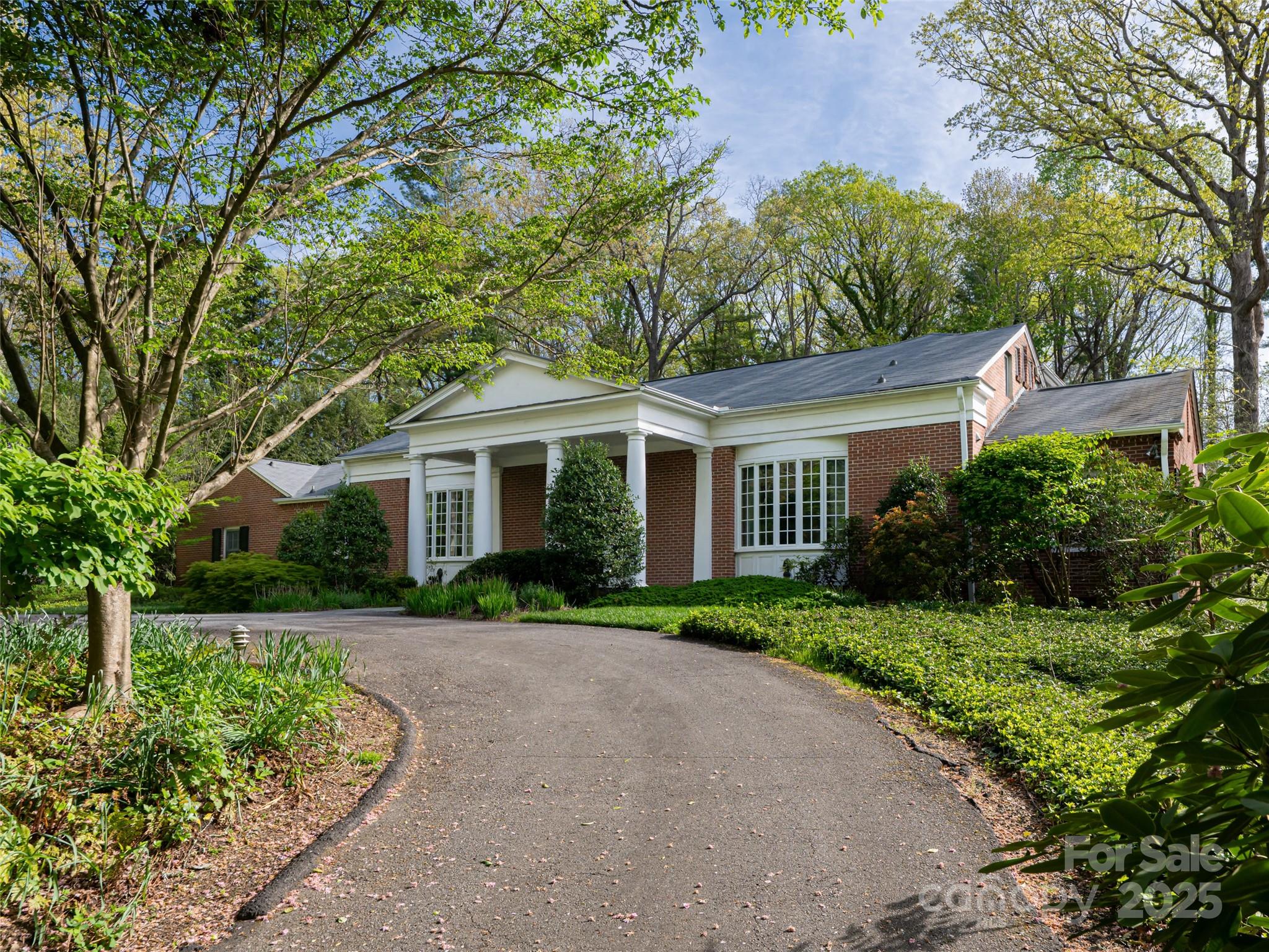 10 Stuyvesant Road